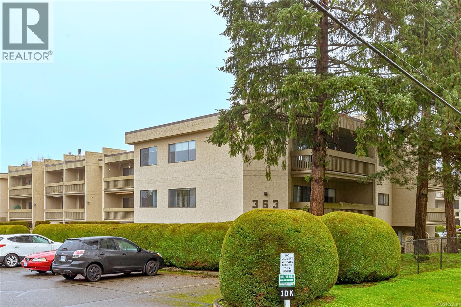 201 363 Morison Ave, Parksville