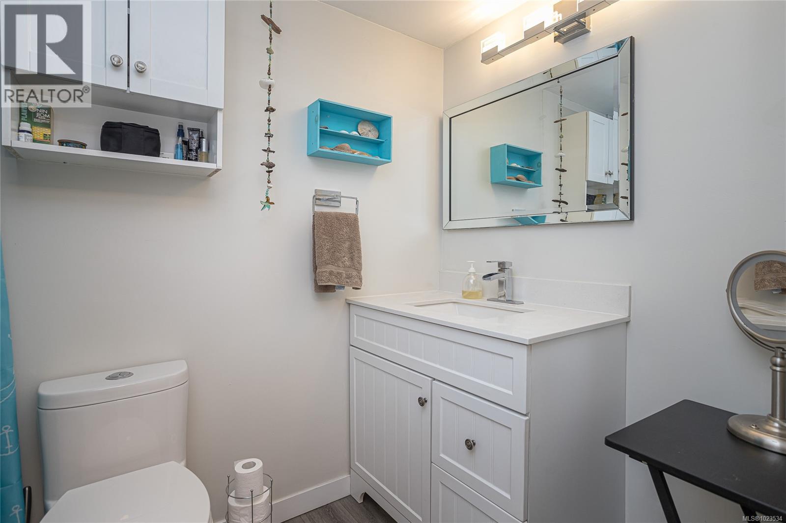 201 363 Morison Ave, Parksville