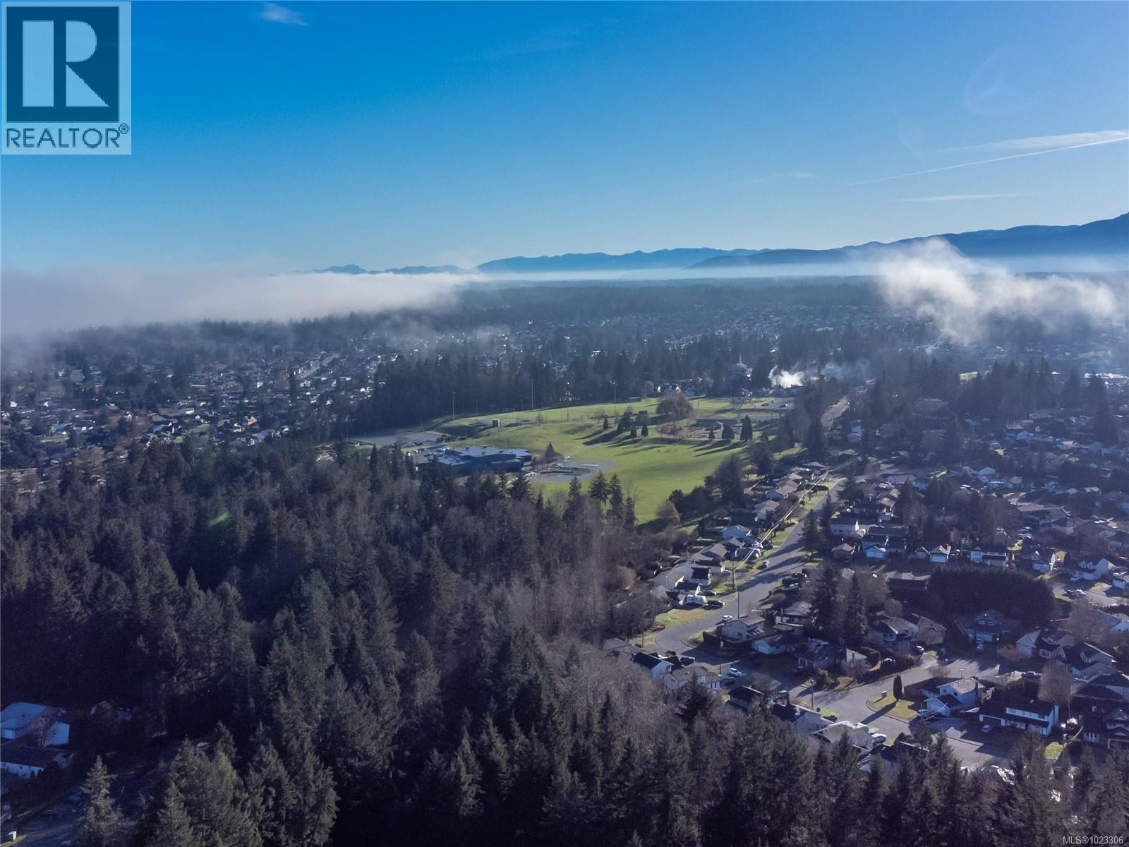 5 555 Rockland Rd, Campbell River