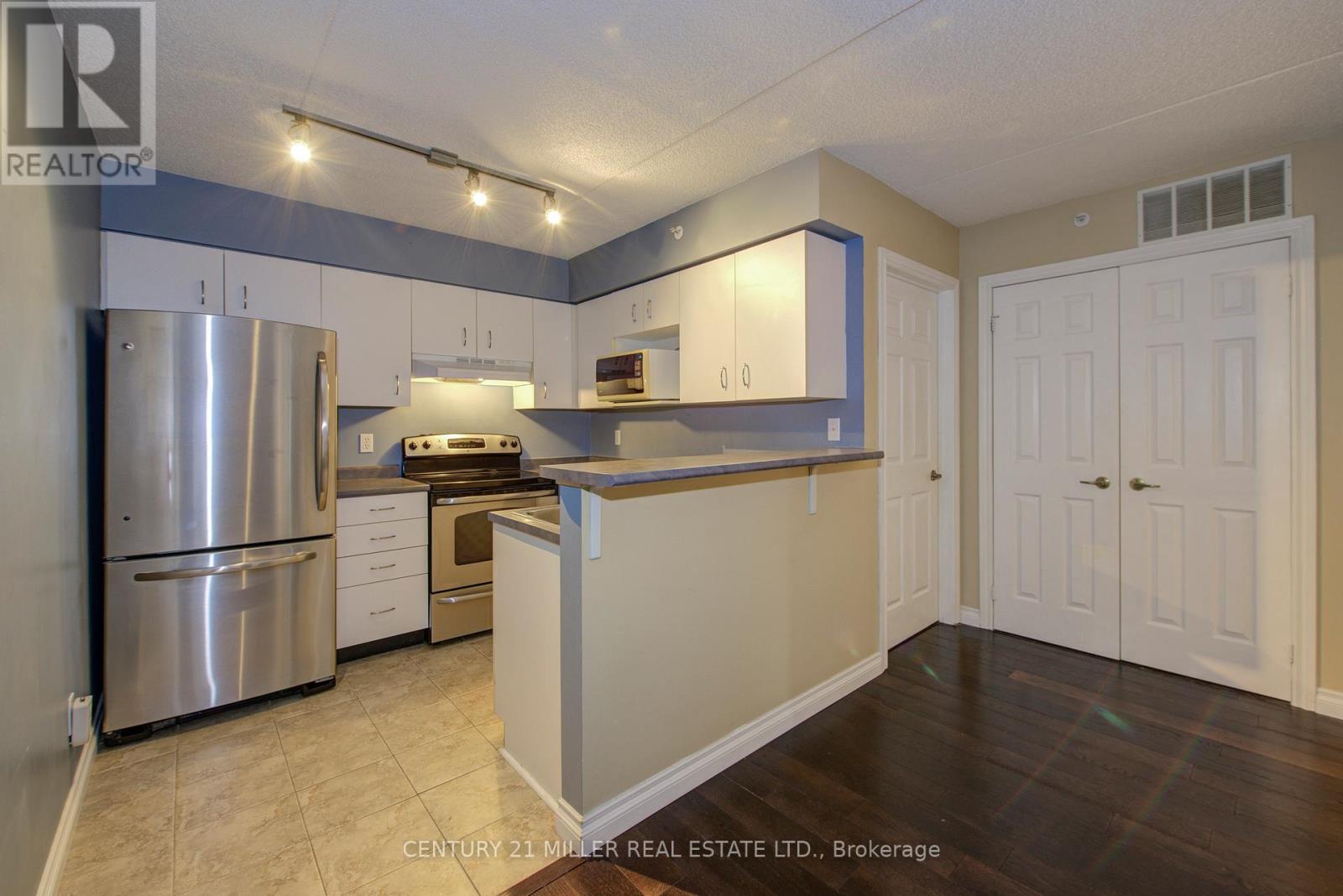 206 - 1451 WALKERS LINE - Photo 5 of 11, Burlington (Tansley), Ontario