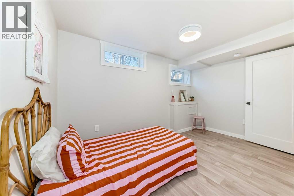 Single Family House Bungalow for Sale in  Bermondsey Crescent NW Beddington Heights Calgary 