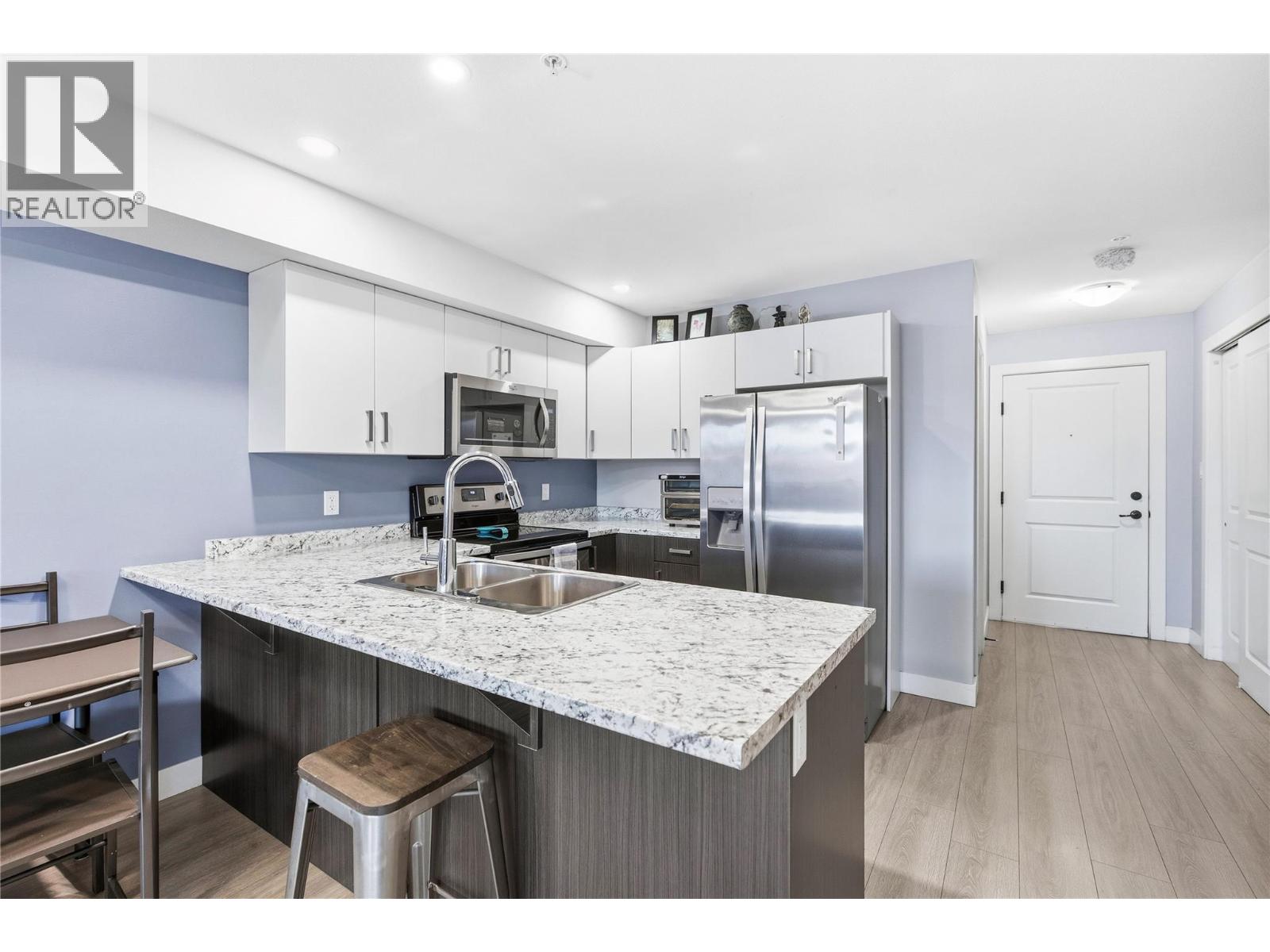 #321 5170 DALLAS DRIVE - 34