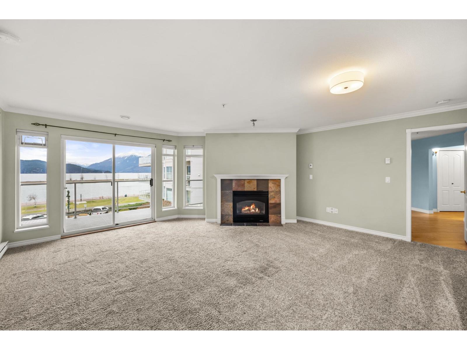 309 328 ESPLANADE AVENUE, Harrison Hot Springs, Harrison Hot Springs
