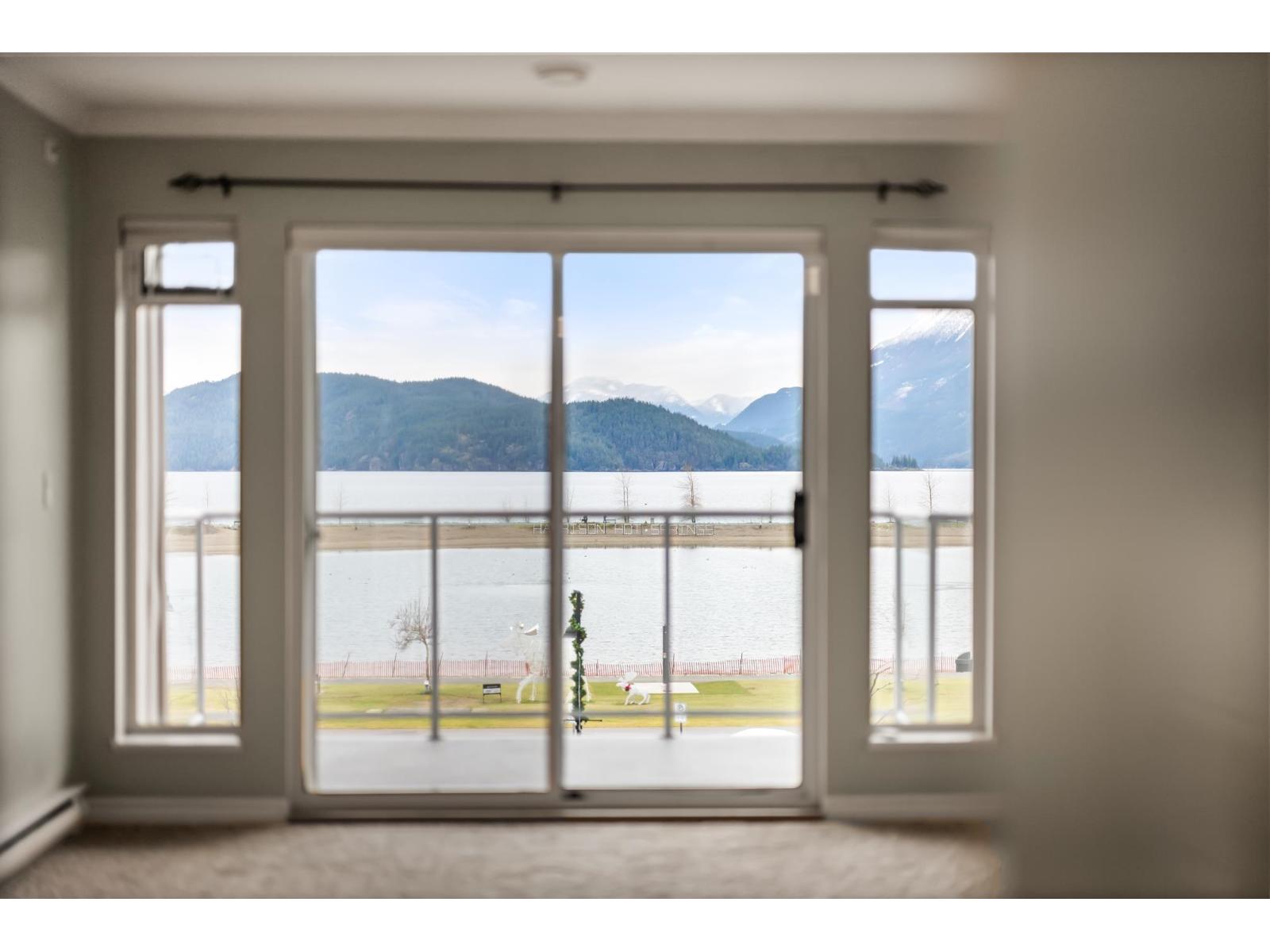 309 328 ESPLANADE AVENUE, Harrison Hot Springs, Harrison Hot Springs