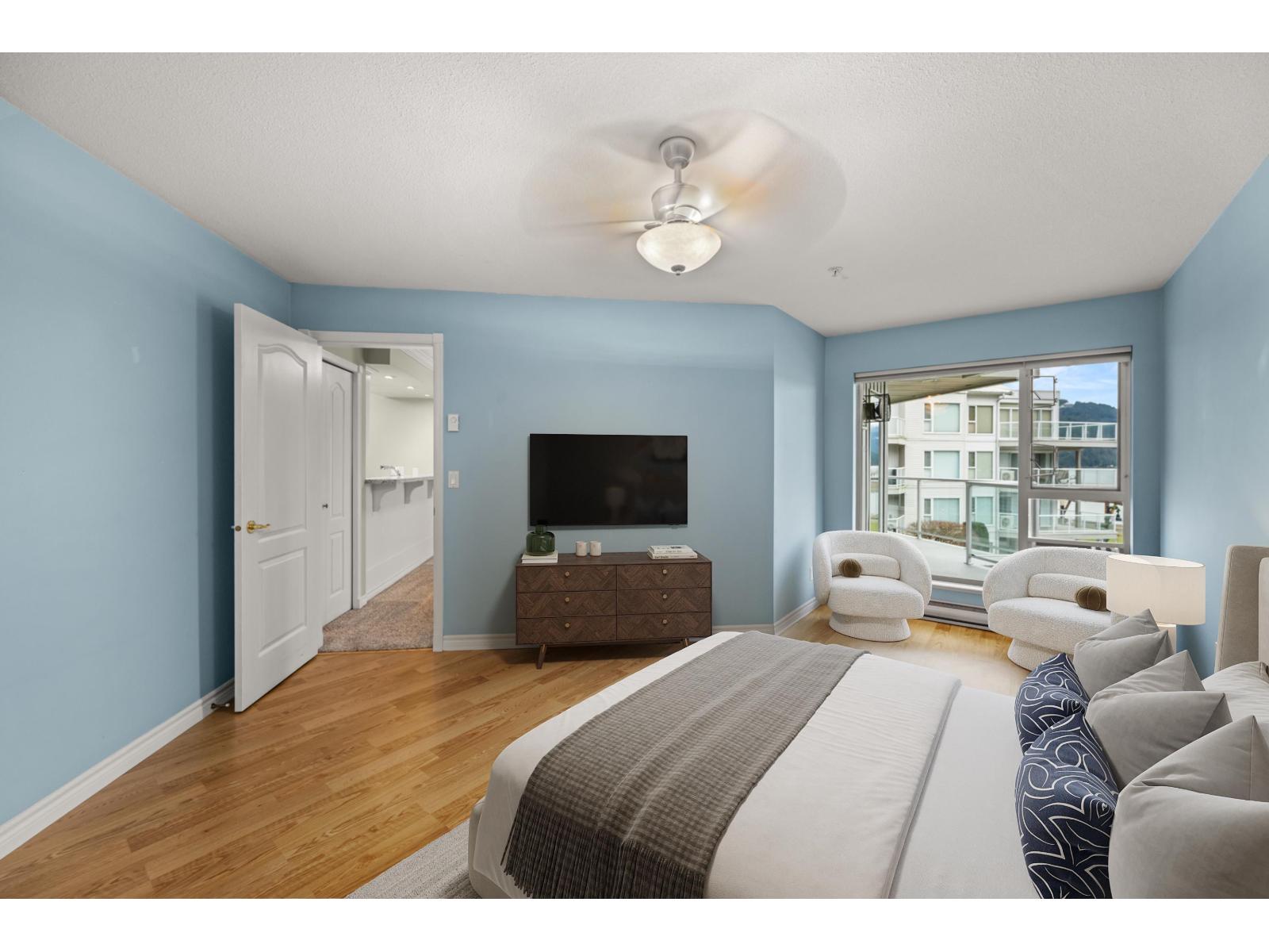 309 328 ESPLANADE AVENUE, Harrison Hot Springs, Harrison Hot Springs