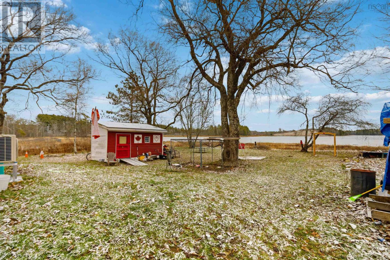 Property 22 of 26 of 9773 Highway 8