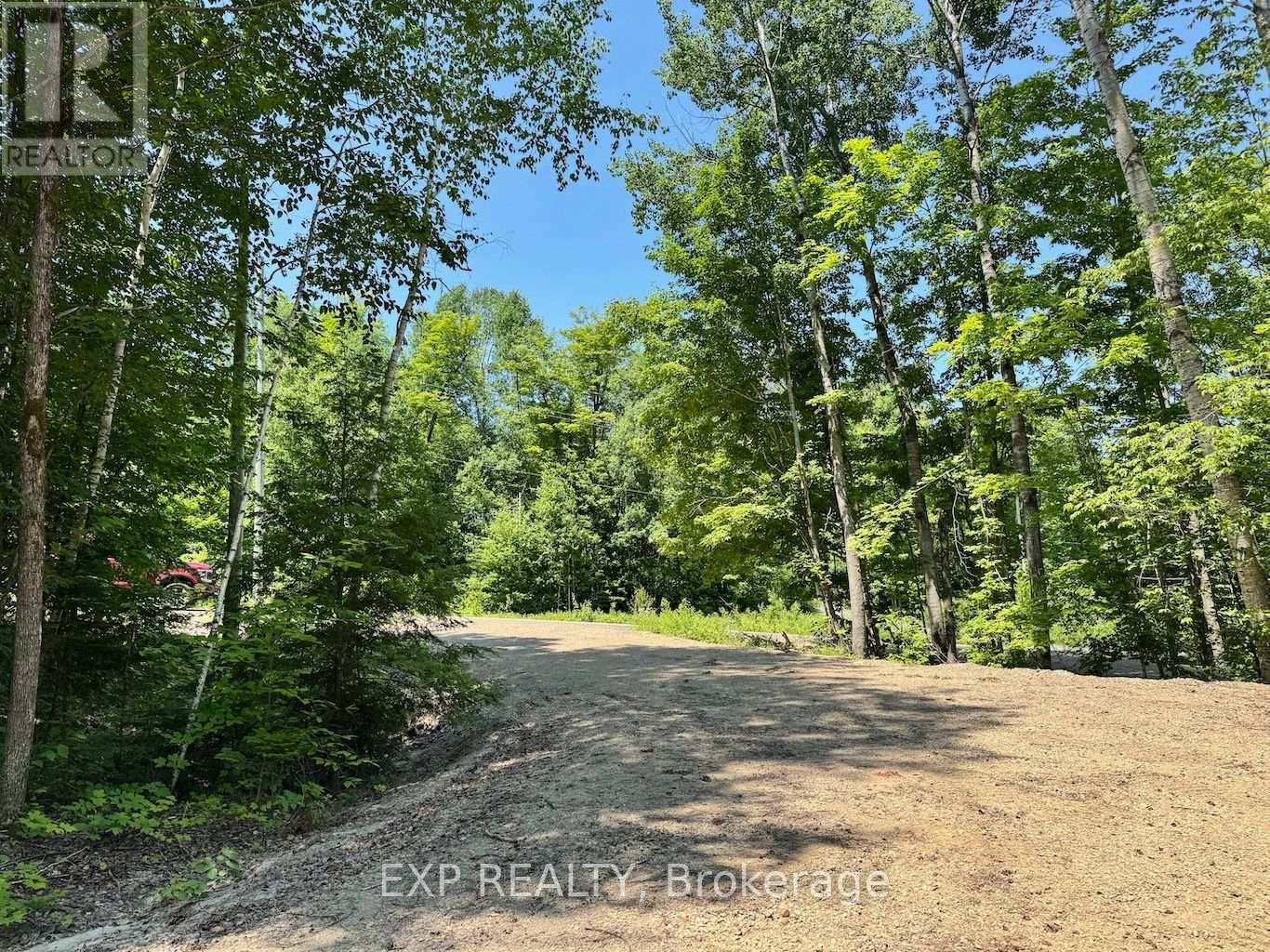 LOT 16 LAKEWOODS DRIVE