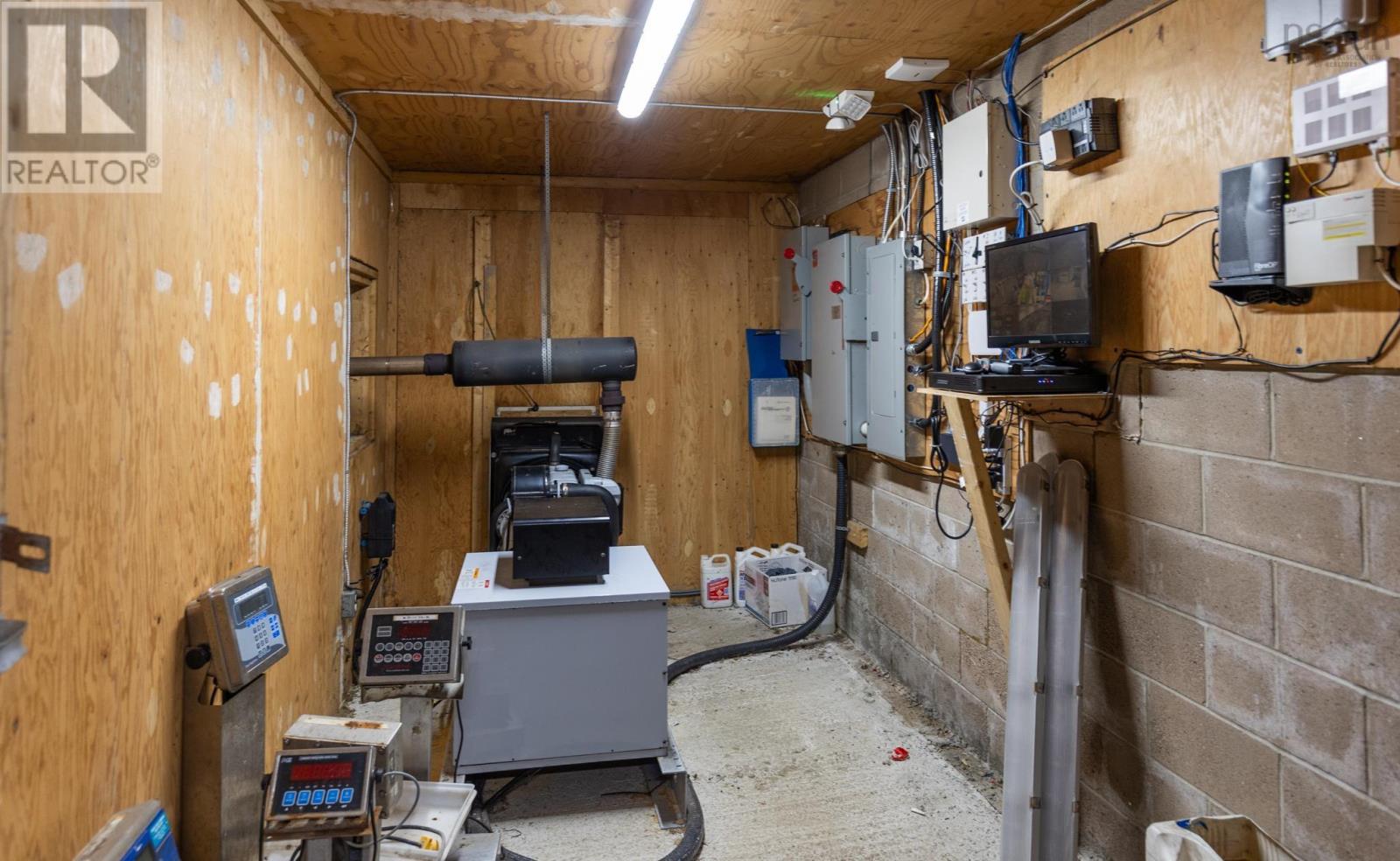 Property 28 of 36 of 39 Prospect Point Road