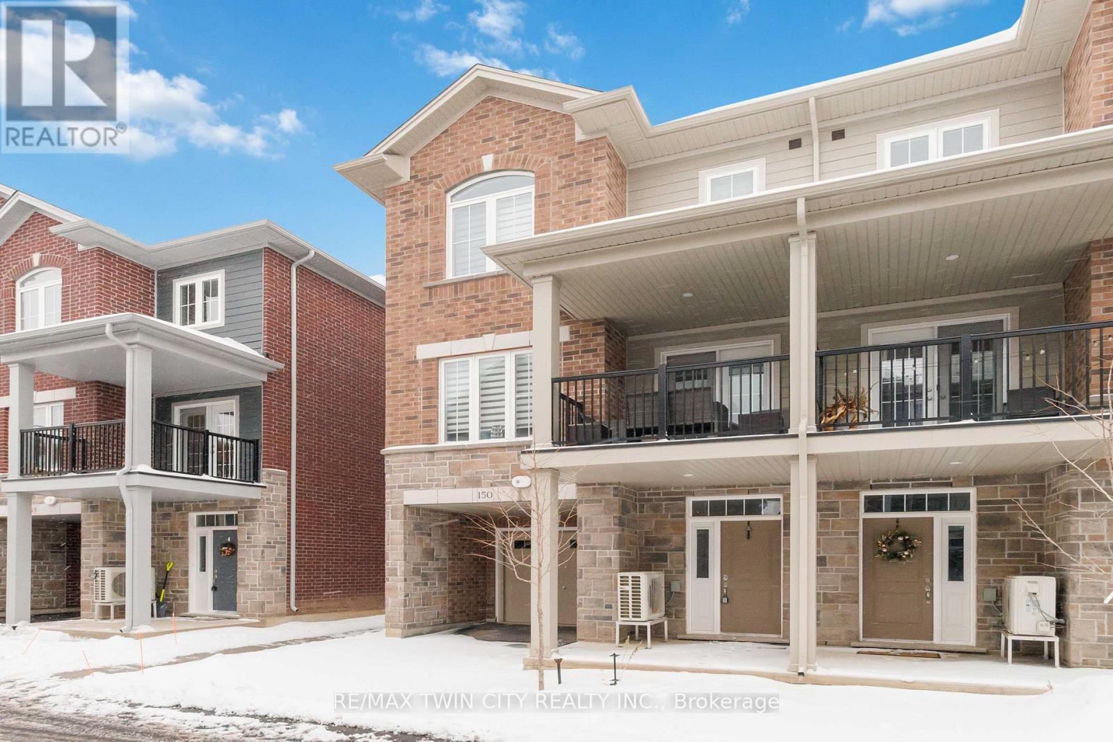 677 Park Unit 150 photo 4