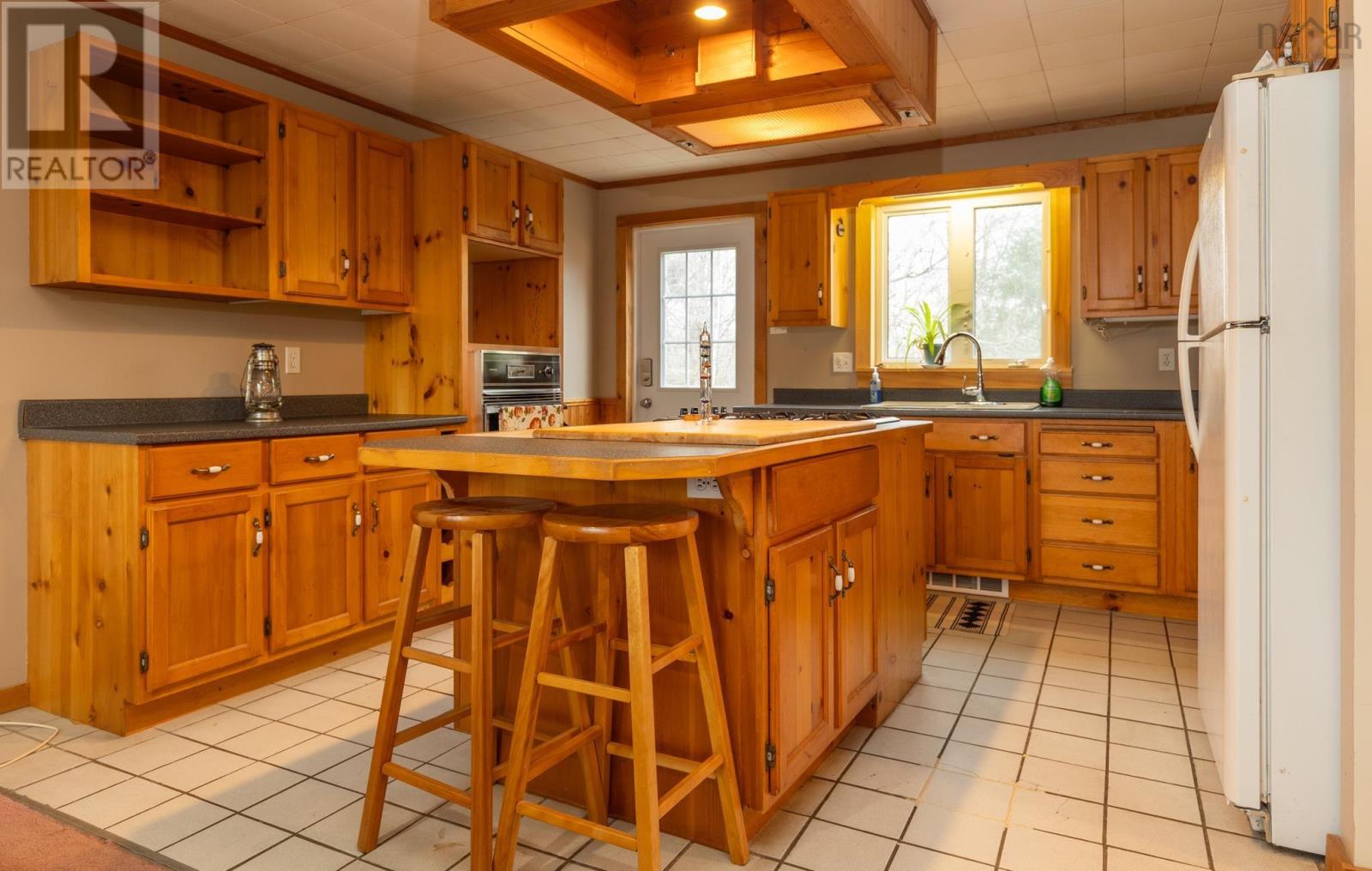 Property 13 of 33 of 9333 Highway 3