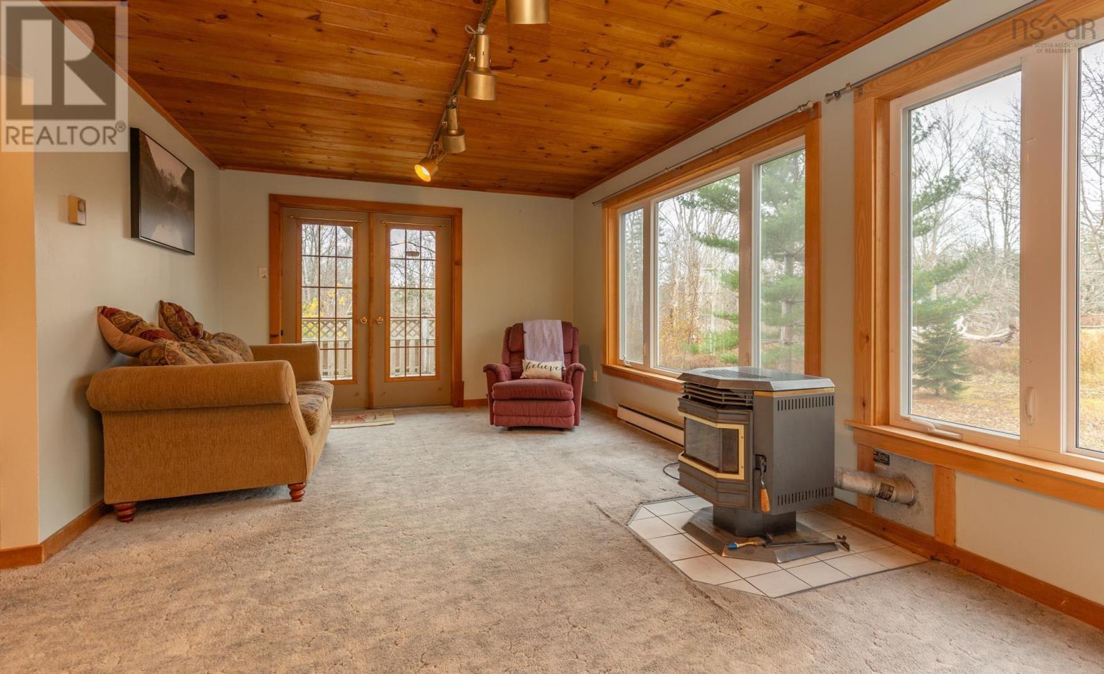 Property 17 of 33 of 9333 Highway 3