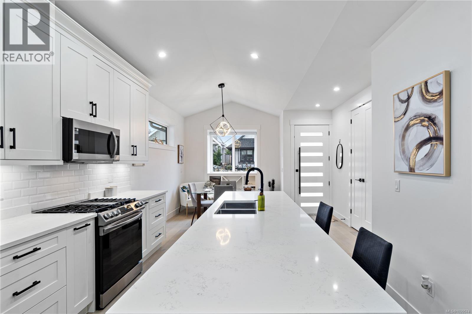 682 BRIARWOOD DR - 10