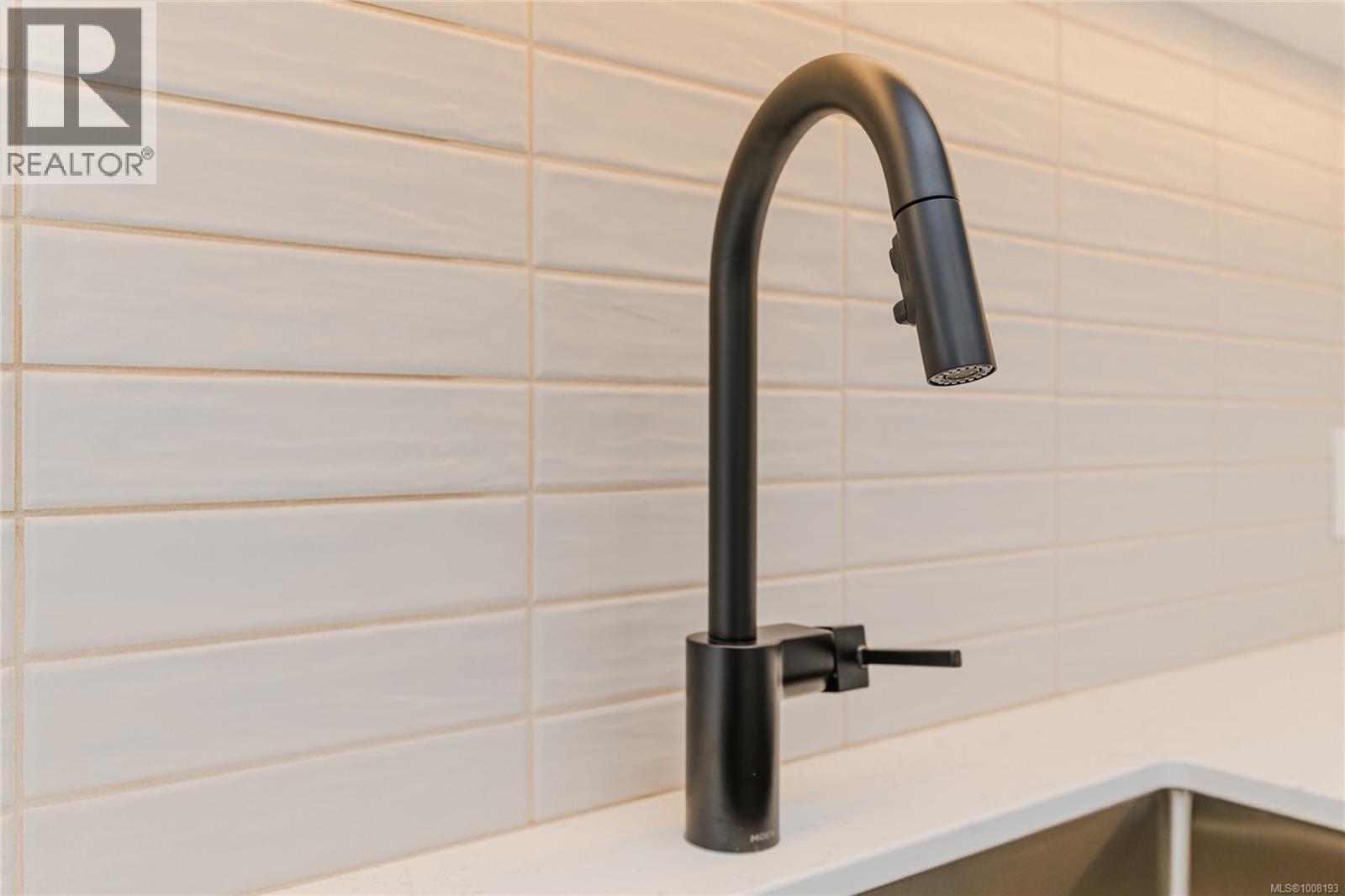 102 3564 A Ryder Hesjedal Way, Colwood