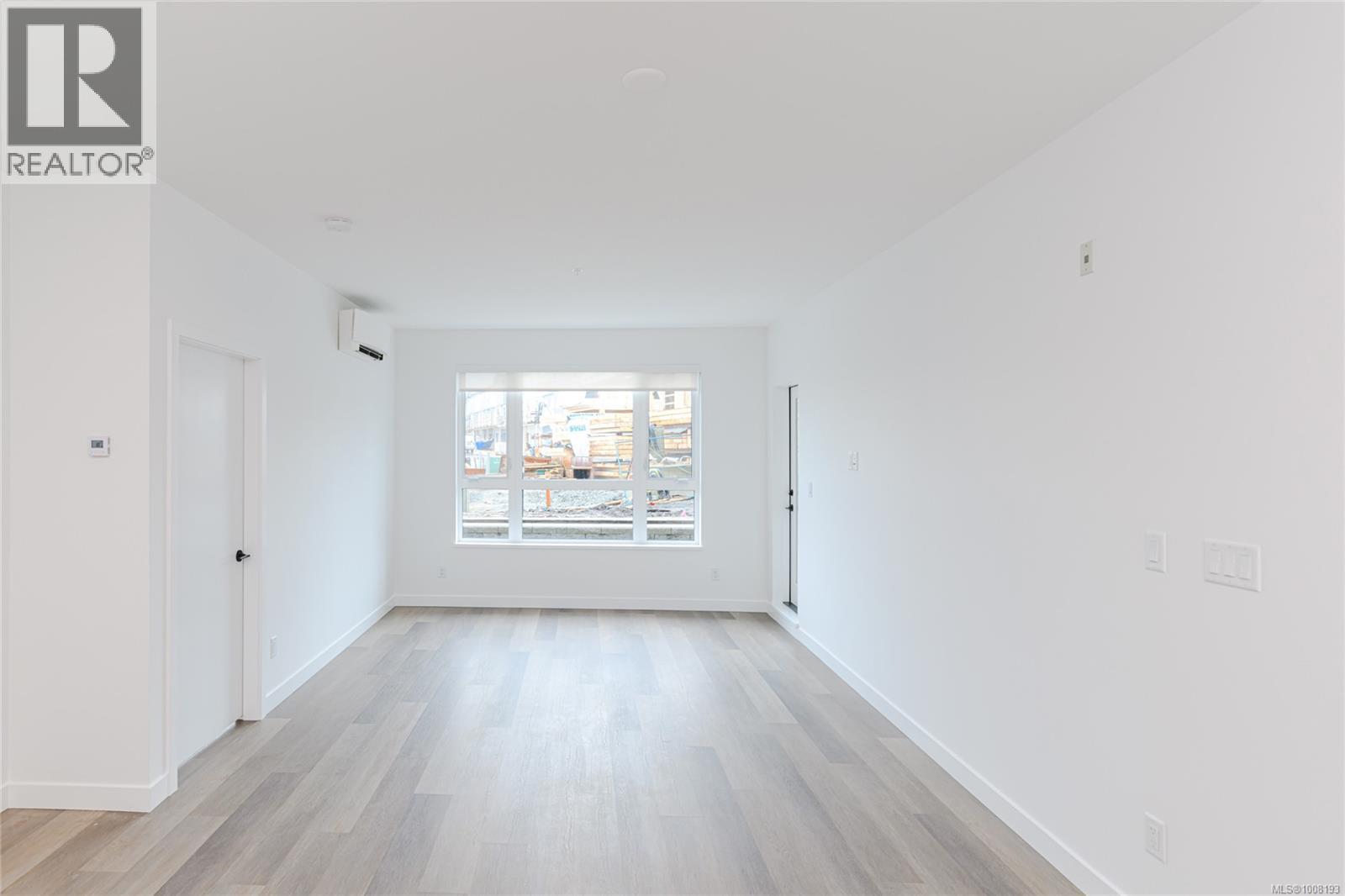 102 3564 A Ryder Hesjedal Way, Colwood