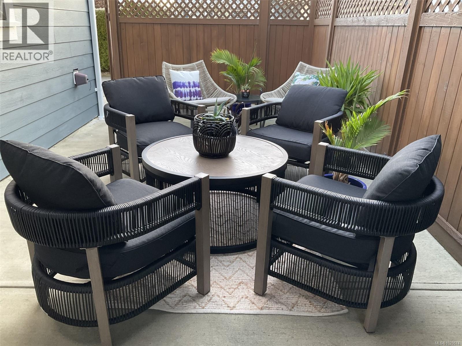 682 BRIARWOOD DR - 32