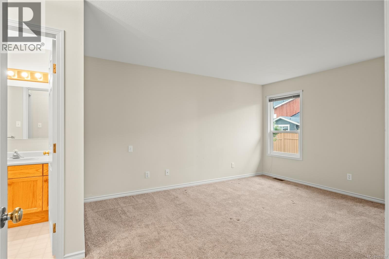 119 240 Stanford Ave E, Parksville