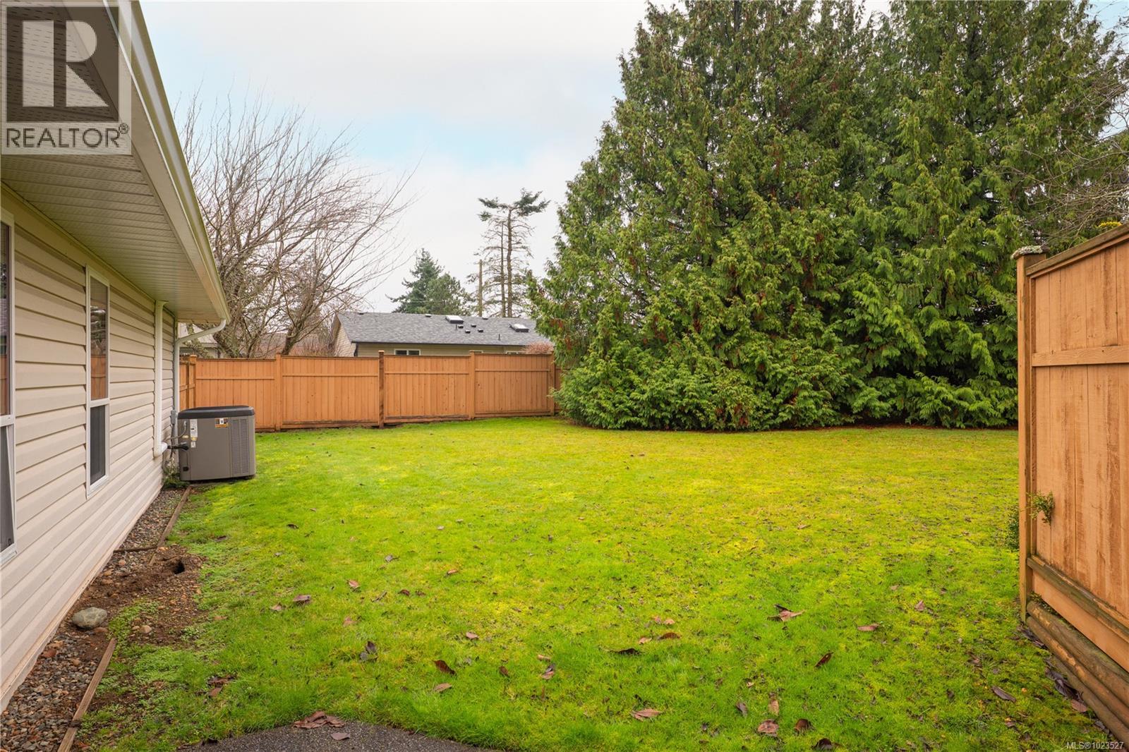 119 240 Stanford Ave E, Parksville