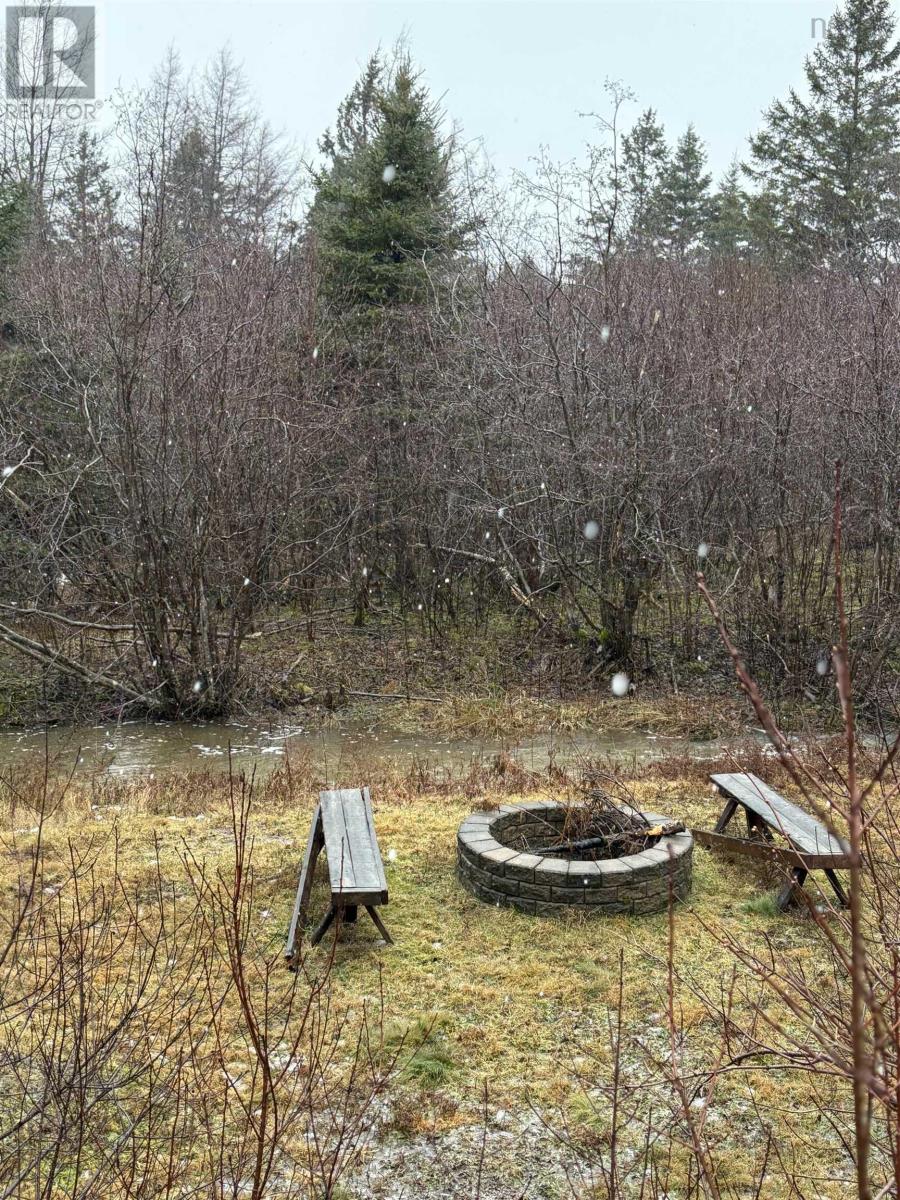 Property 21 of 22 of 1048 ONSLOW MOUNTAIN Road