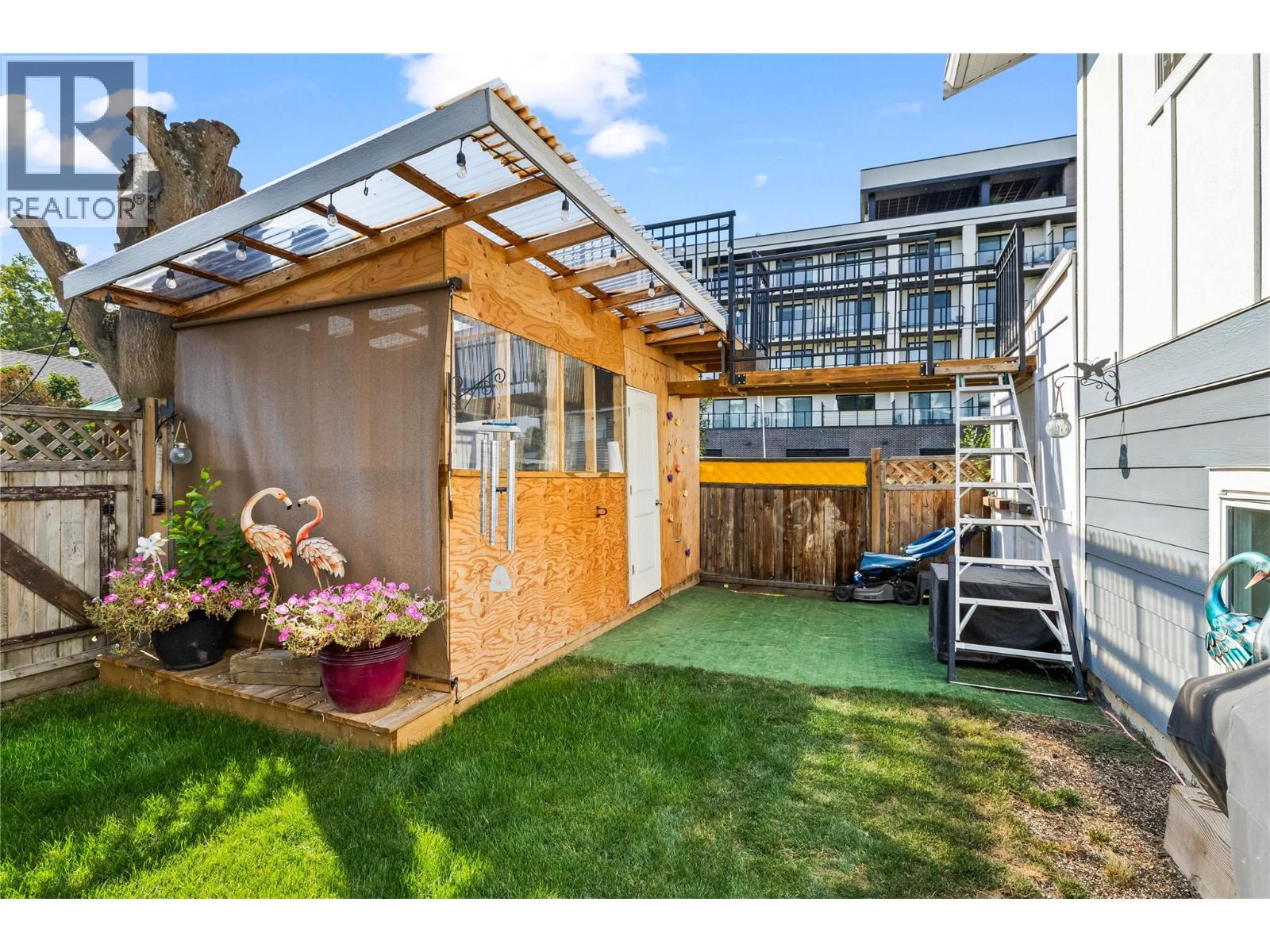  1319 Belaire Avenue, Kelowna