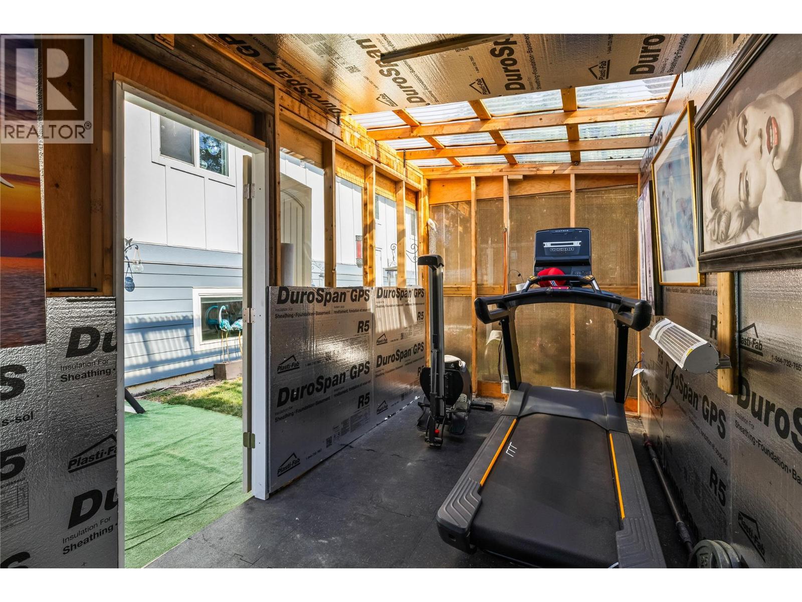  1319 Belaire Avenue, Kelowna