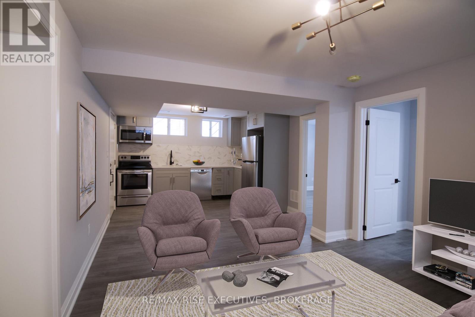 130 WELLER Unit 2 photo 3