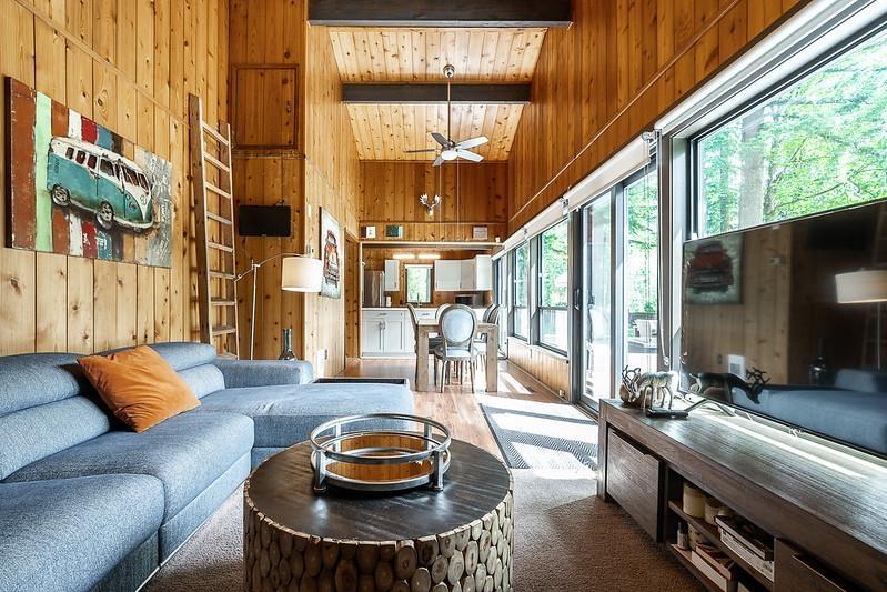 1680 COLUMBIA VALLEY ROAD, Columbia Valley, Lindell Beach