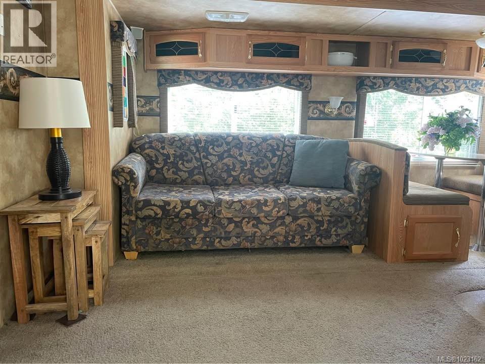 E5 2650 Turnbull Rd, Qualicum Beach