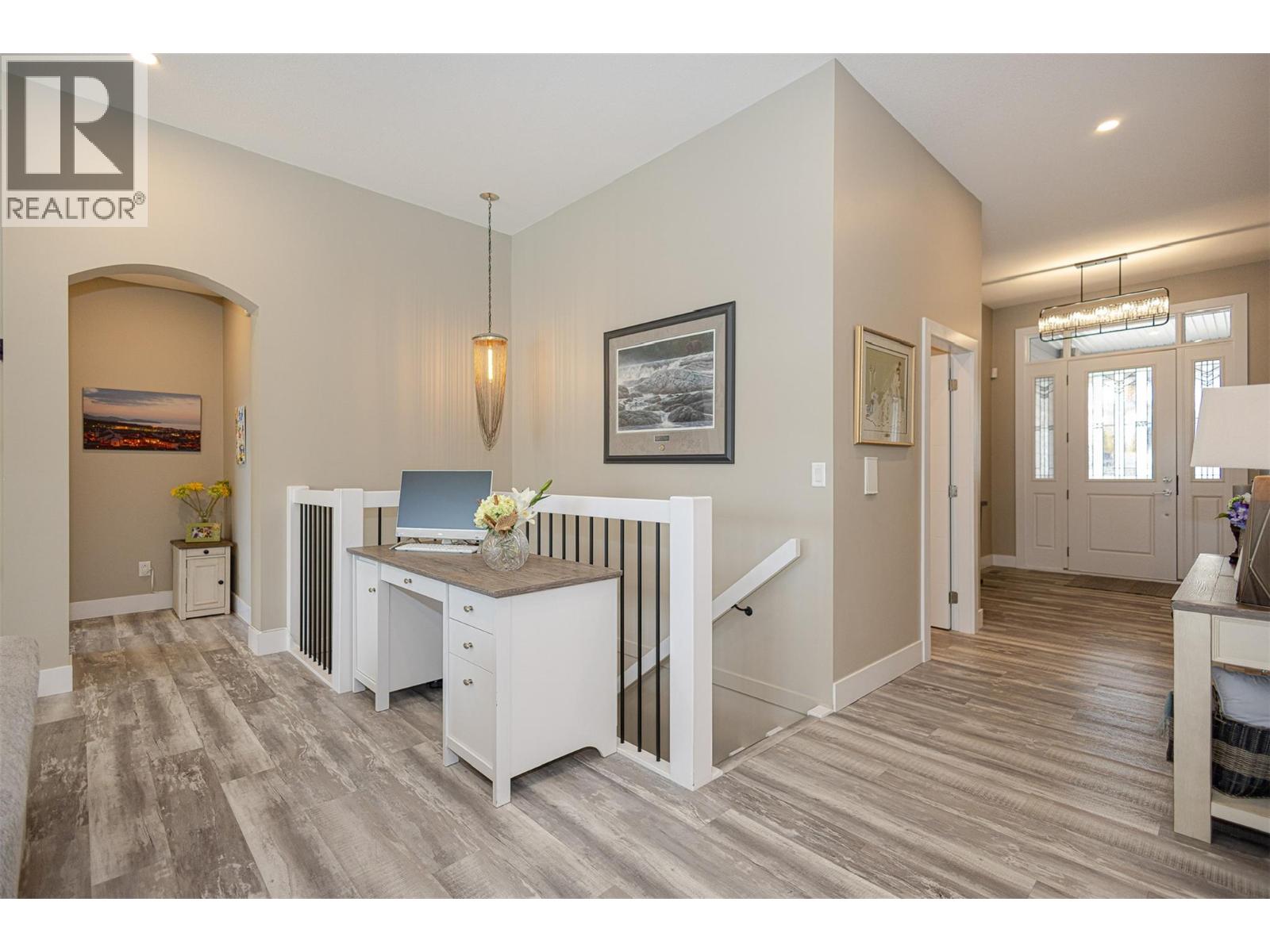  1077 Loseth Drive, Kelowna