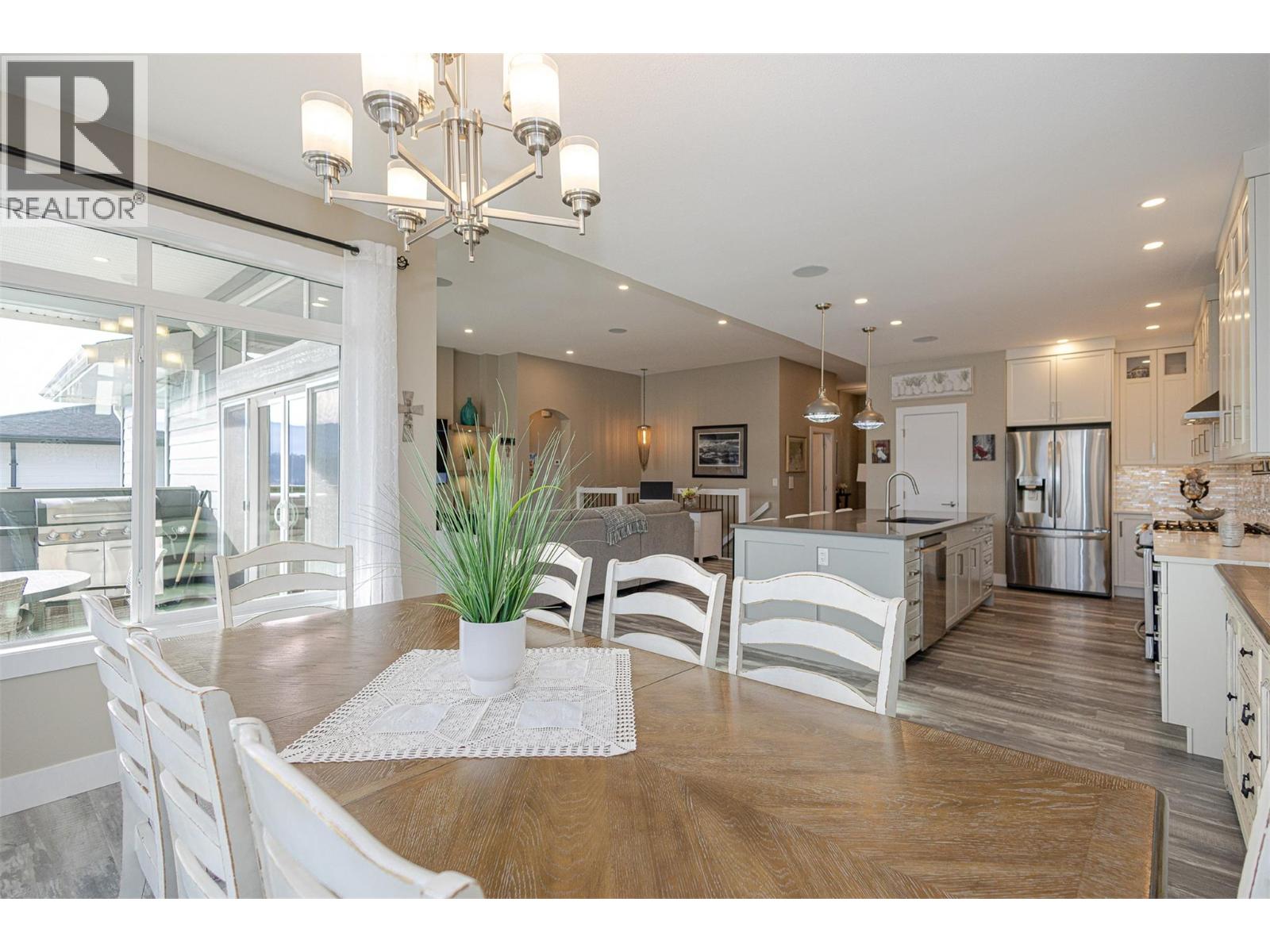  1077 Loseth Drive, Kelowna