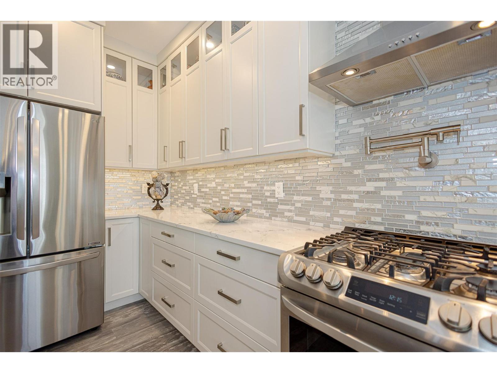  1077 Loseth Drive, Kelowna