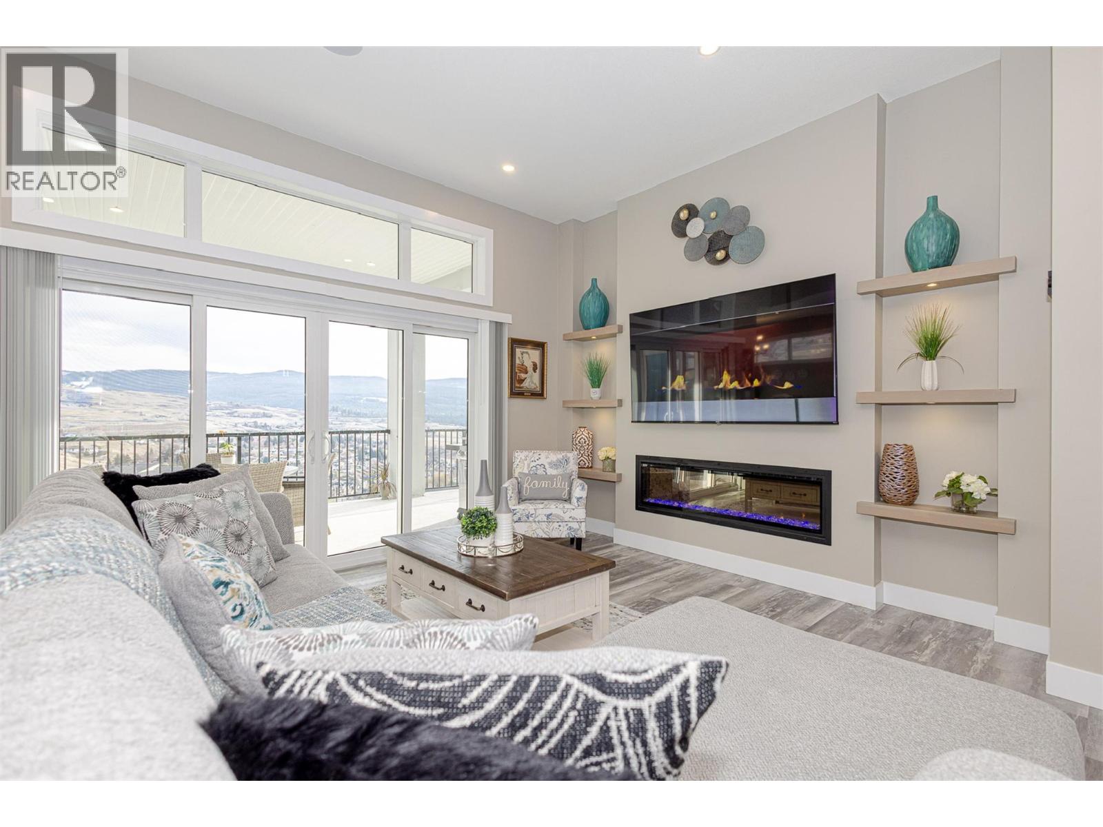  1077 Loseth Drive, Kelowna