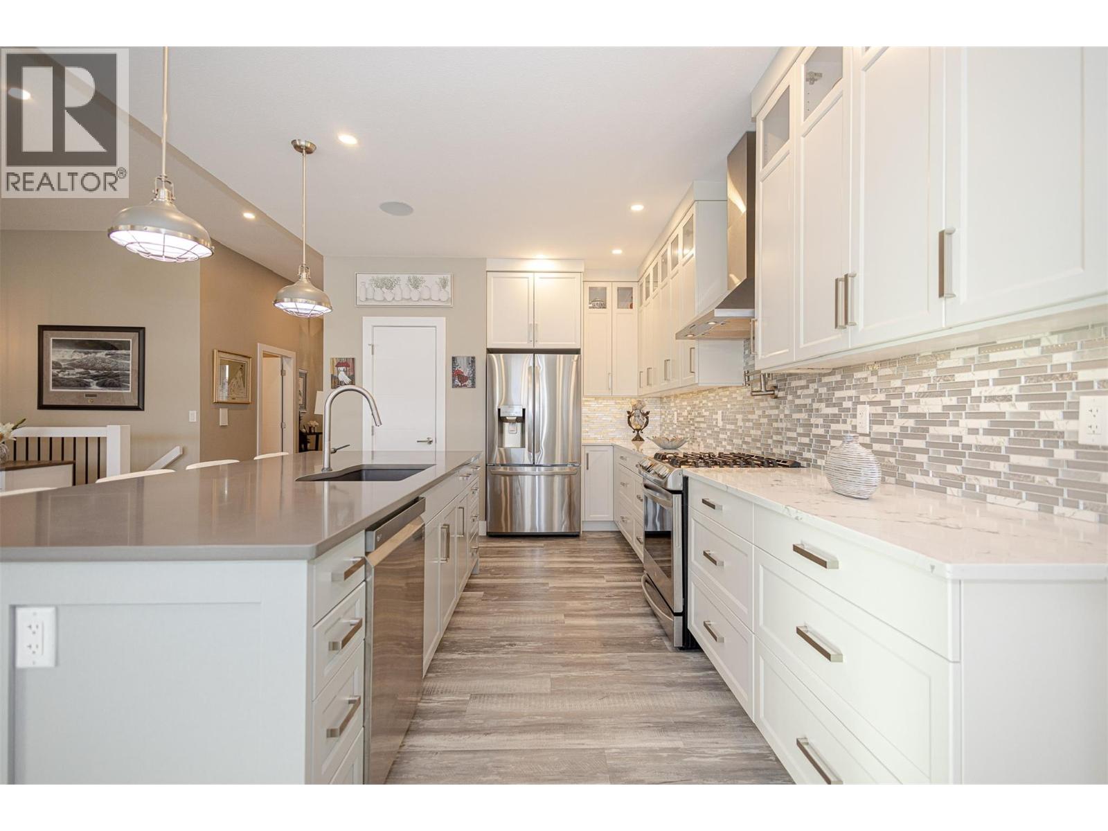  1077 Loseth Drive, Kelowna