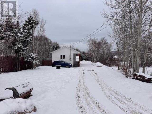 3B Milords Road - 18