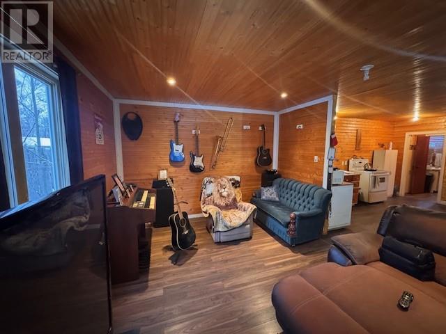 3B Milords Road - 9