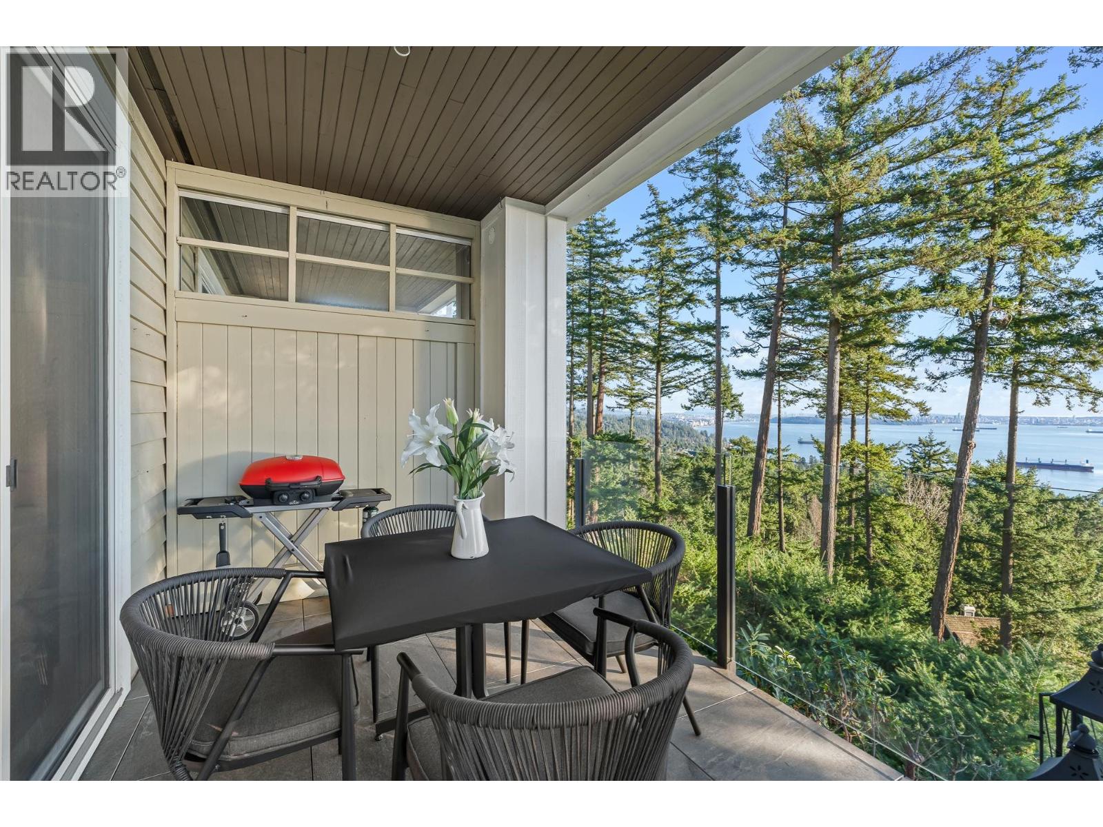 8 5110 ALDERFEILD PLACE, West Vancouver