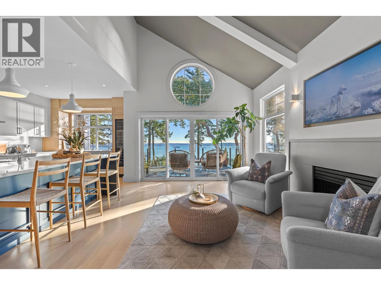 8 5110 ALDERFEILD PLACE, West Vancouver