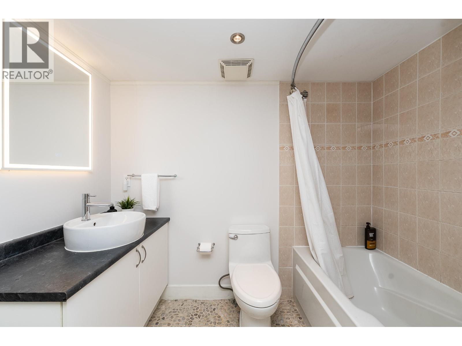 305 2340 HAWTHORNE AVENUE, Port Coquitlam