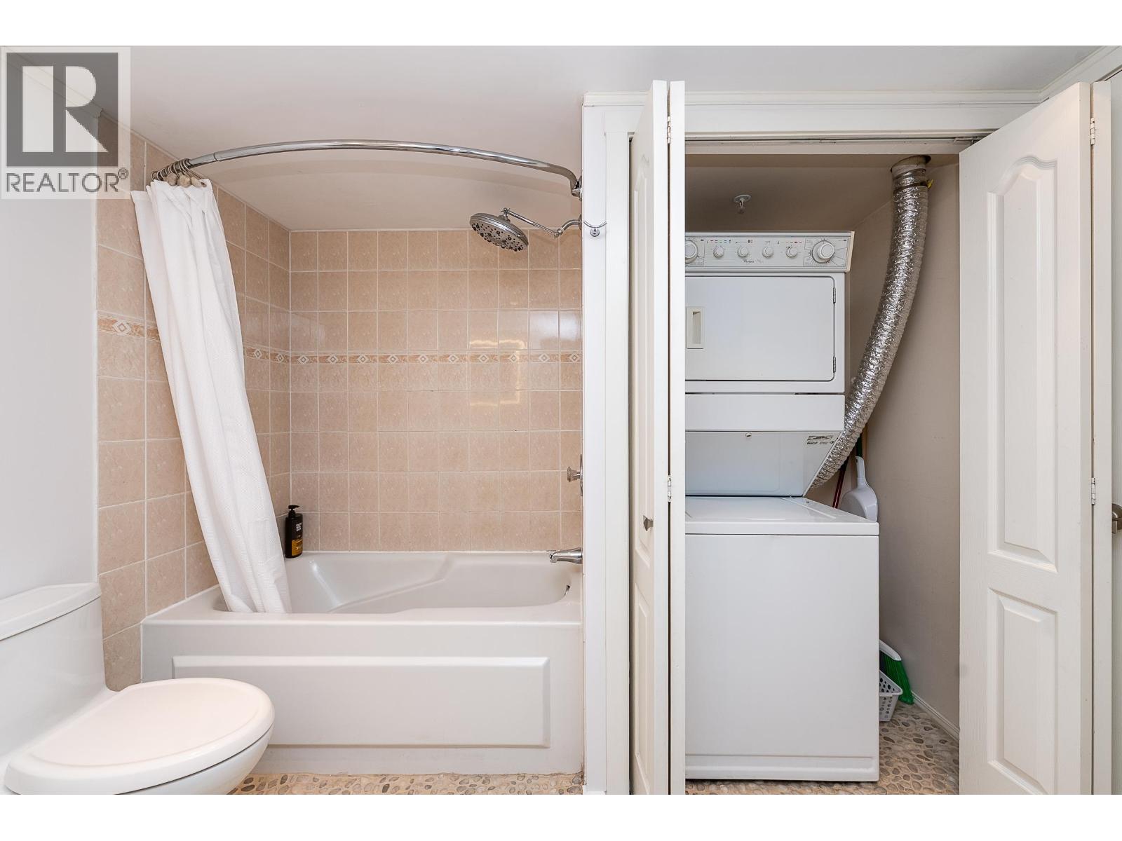 305 2340 HAWTHORNE AVENUE, Port Coquitlam