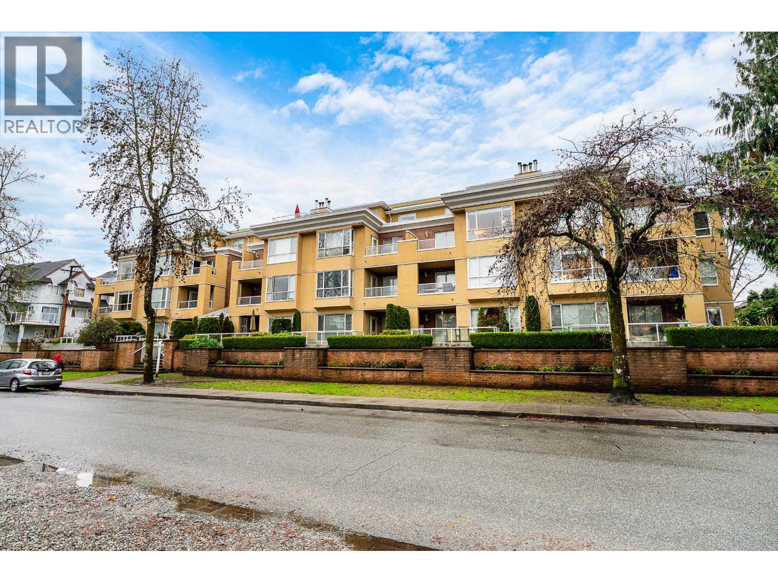 305 2340 HAWTHORNE AVENUE, Port Coquitlam