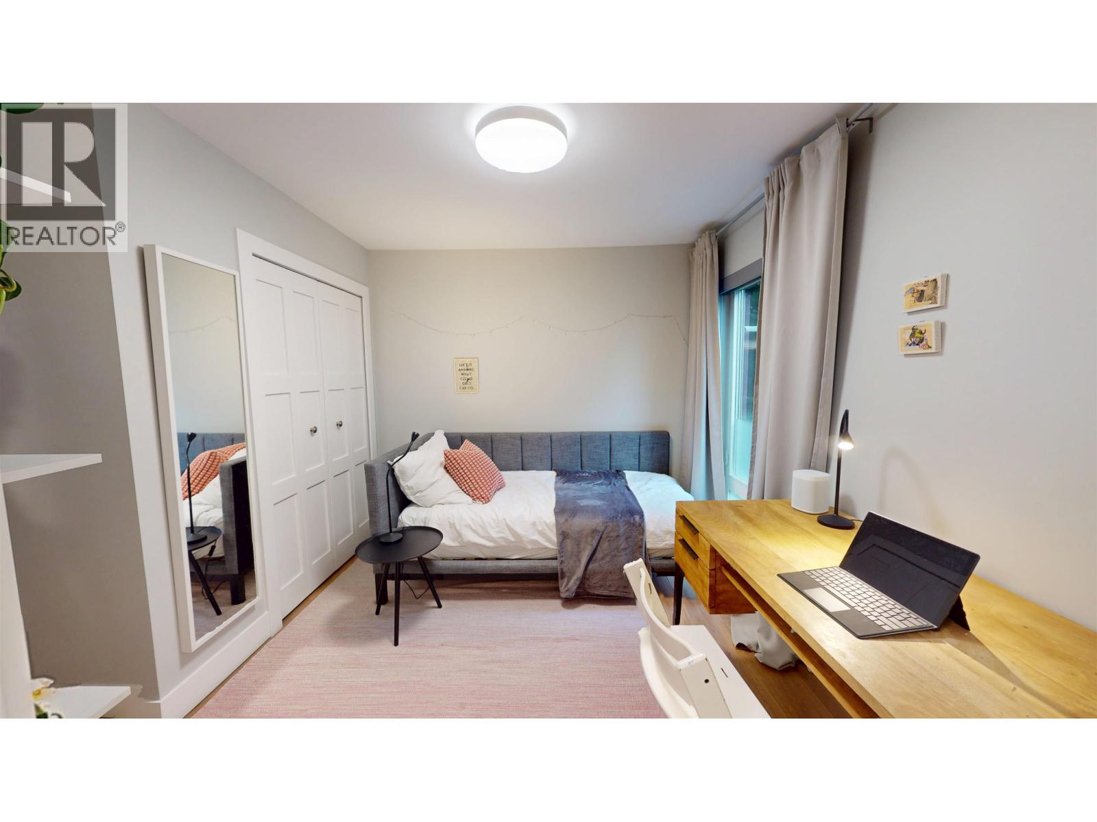 4062 NORWOOD AVENUE, North Vancouver