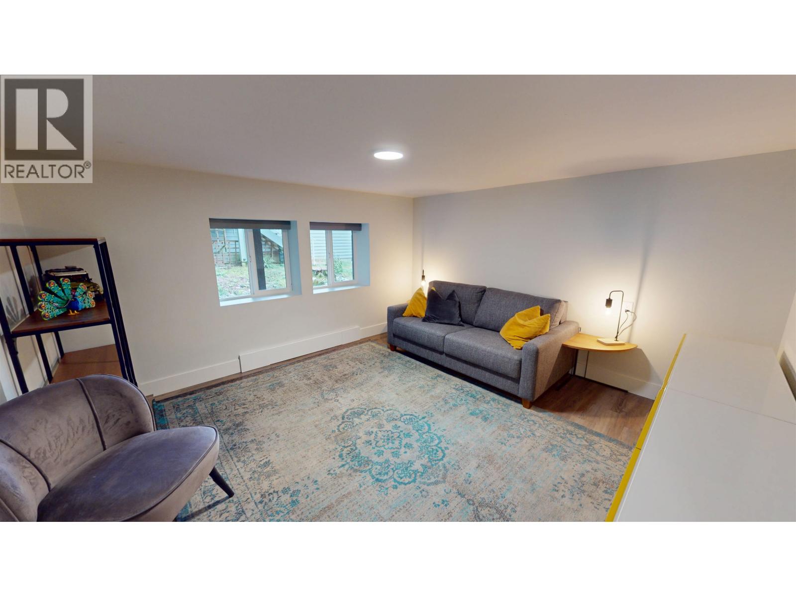 4062 NORWOOD AVENUE, North Vancouver