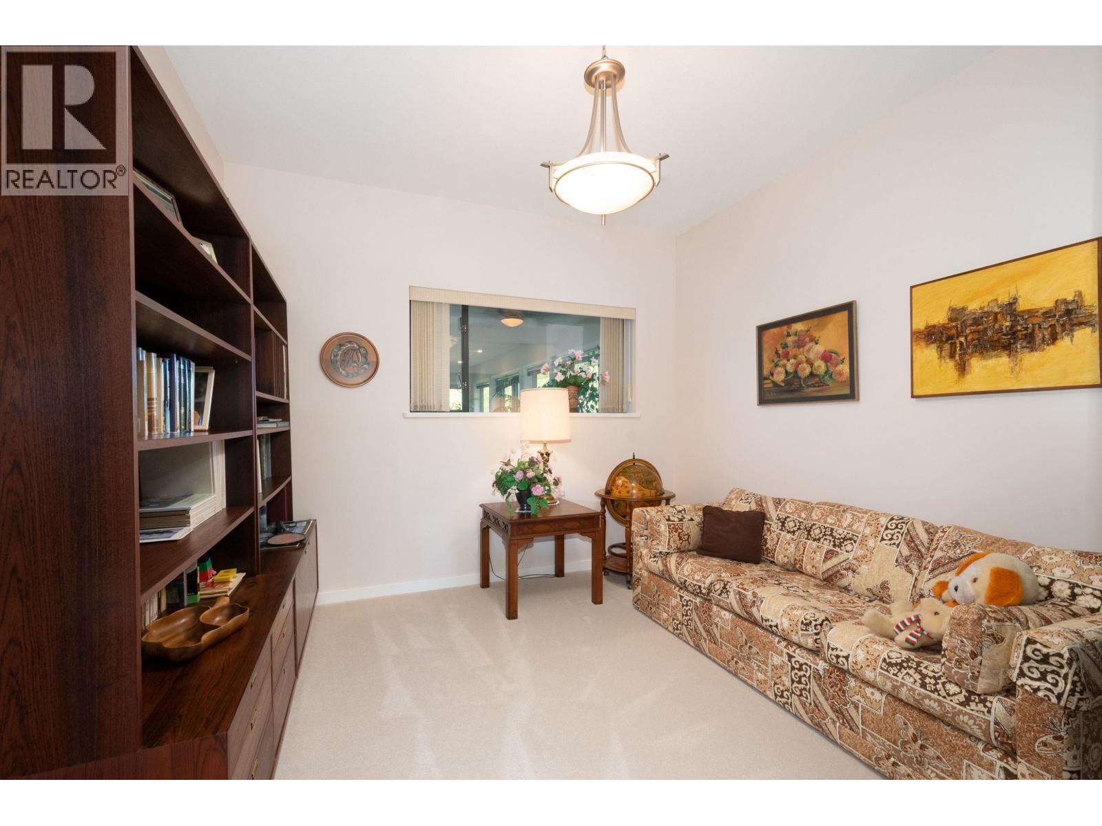 4228 ROCKRIDGE CRESCENT, West Vancouver