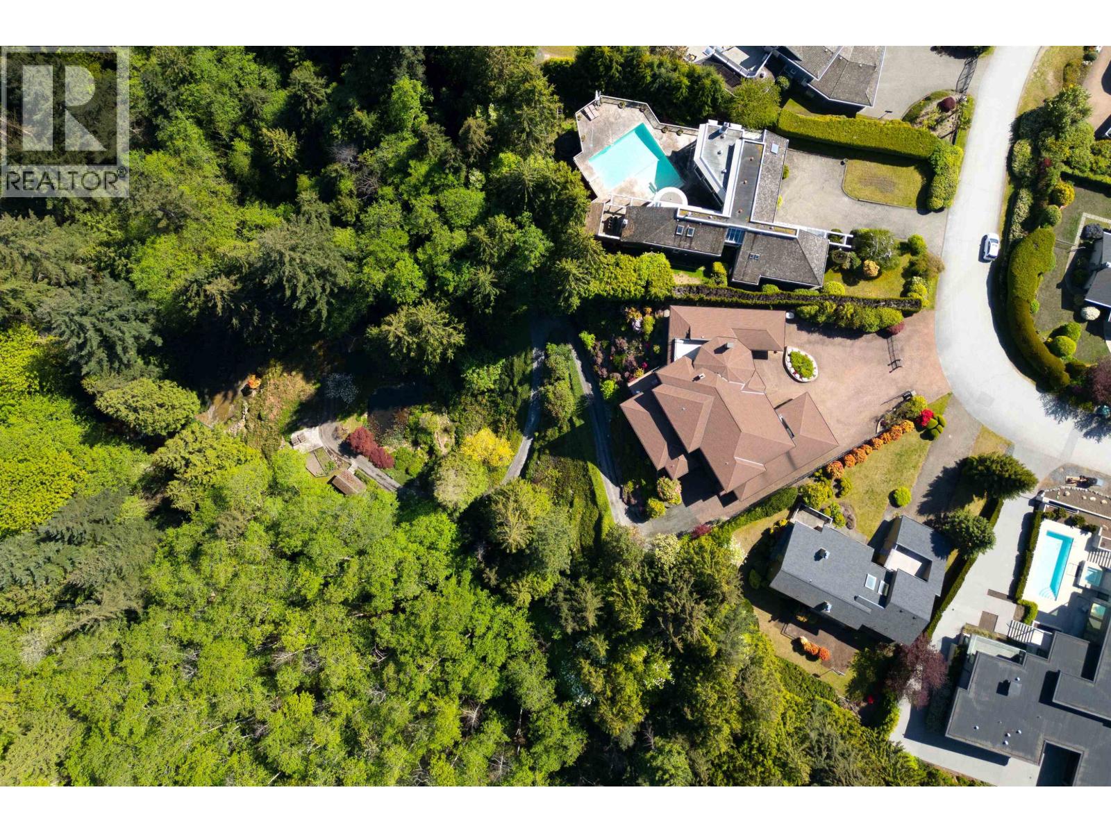 4228 ROCKRIDGE CRESCENT, West Vancouver