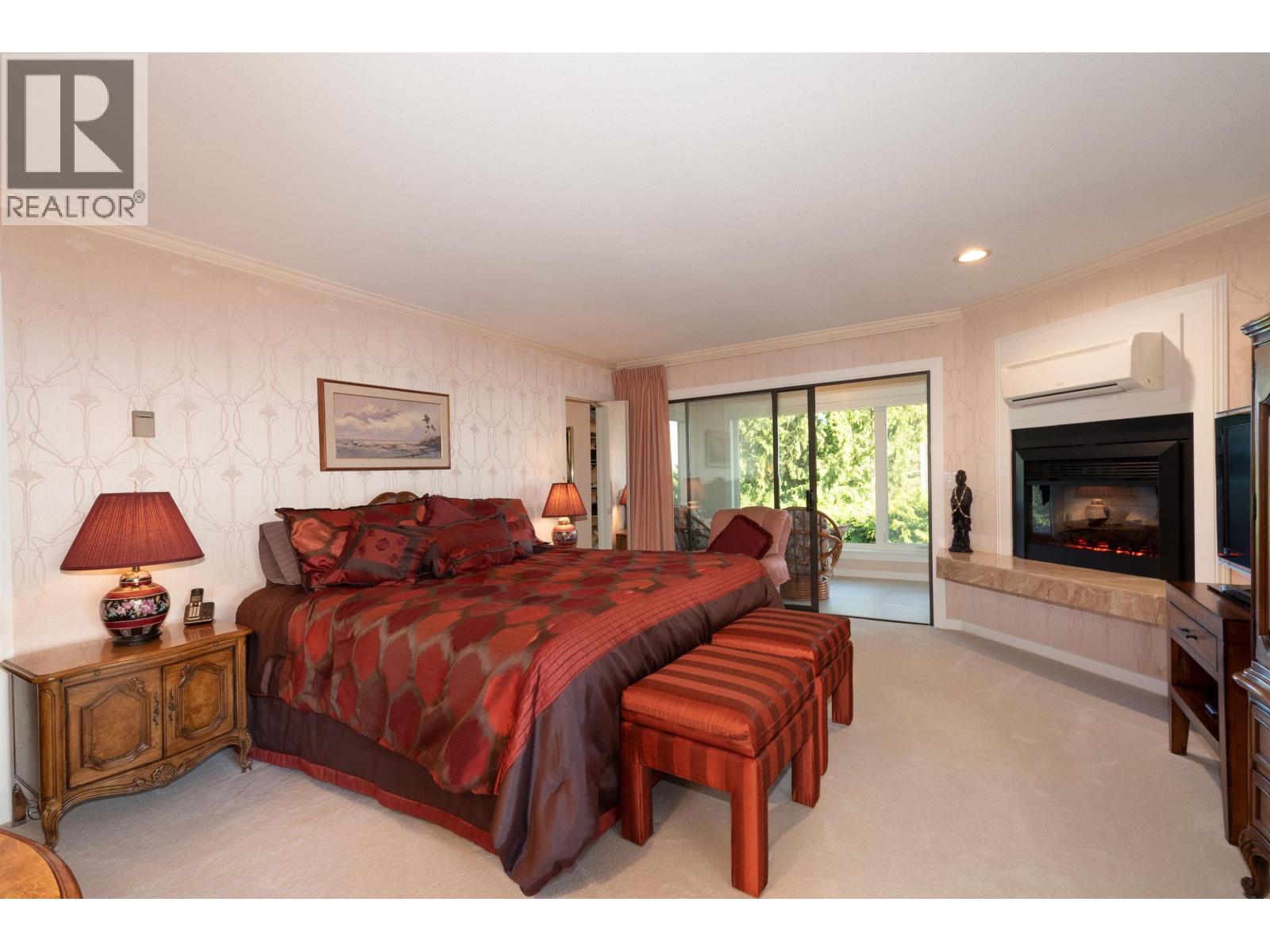 4228 ROCKRIDGE CRESCENT, West Vancouver