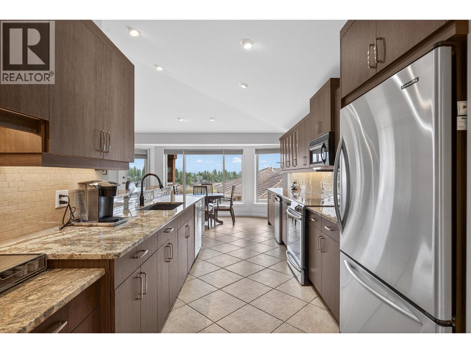 201 2455 Quail Ridge Boulevard, Kelowna