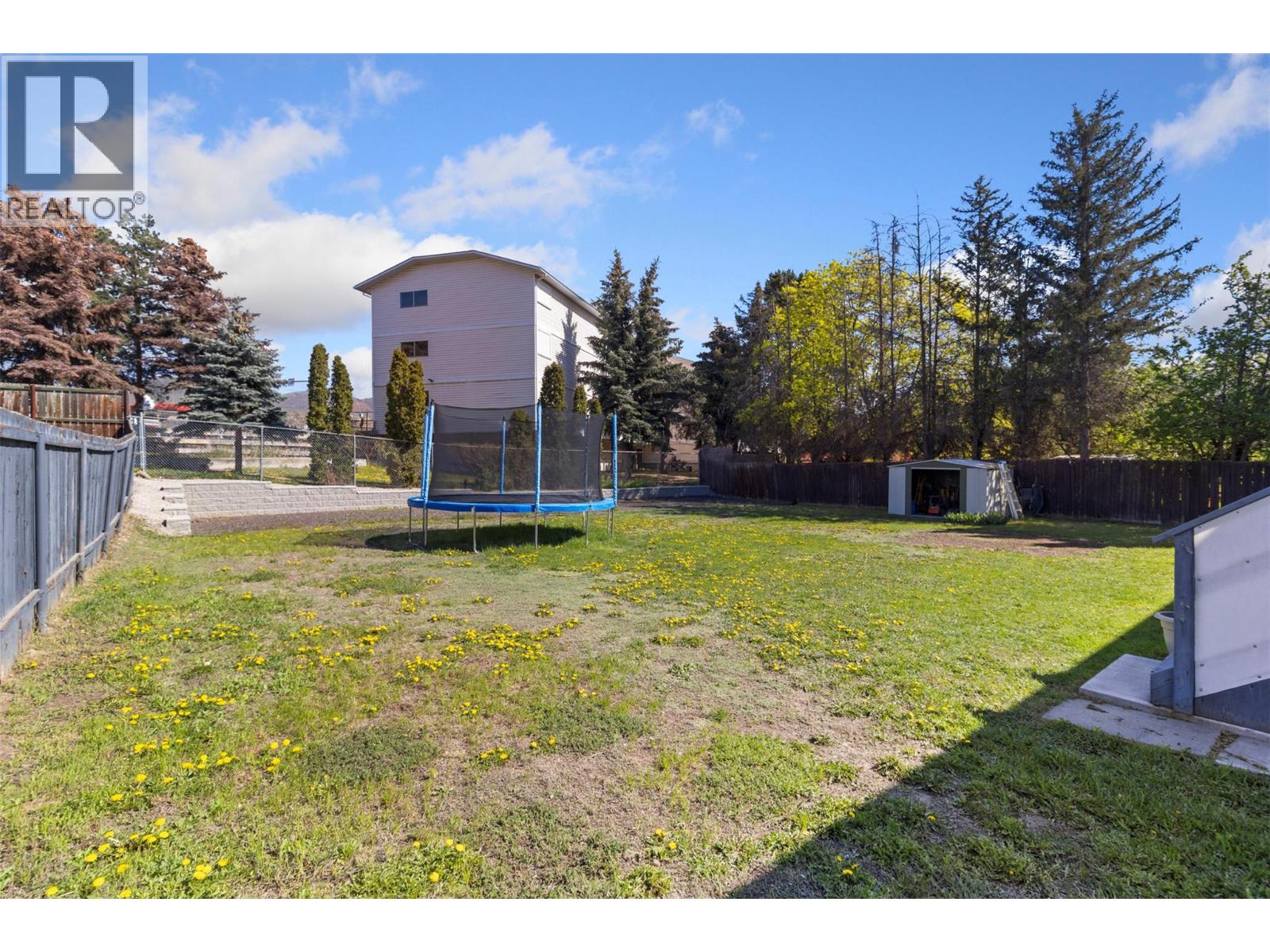 689 VALDES DRIVE - 35