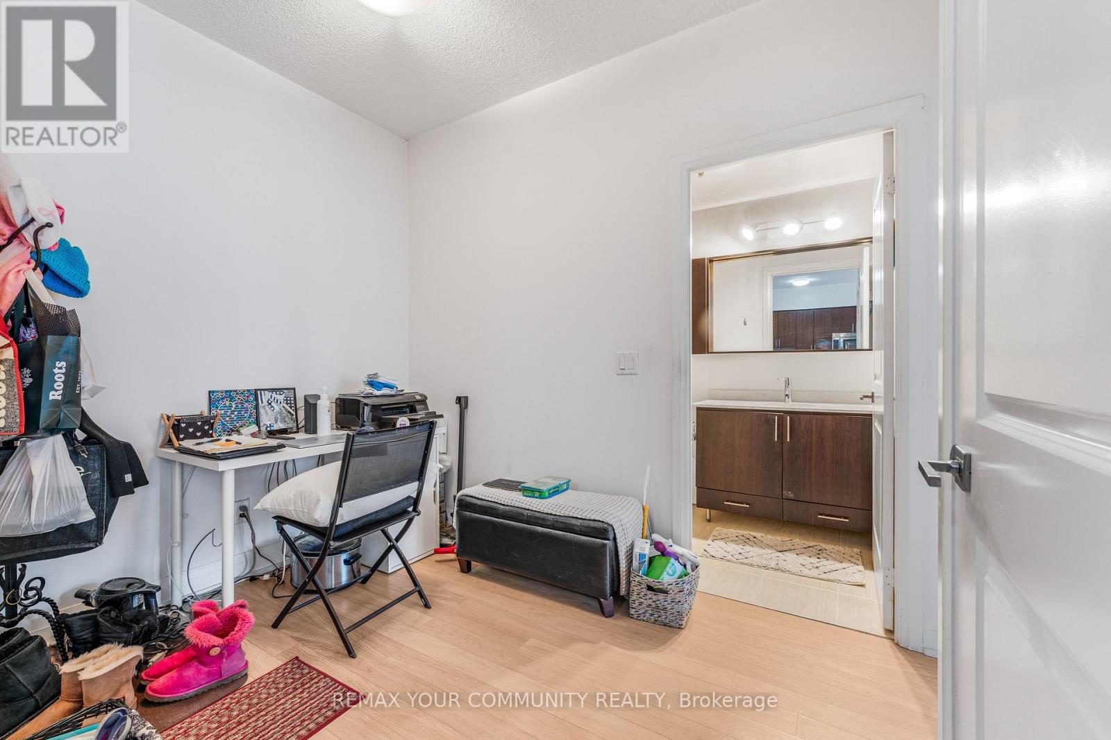 #108 75 NORTH PARK ROAD - 14