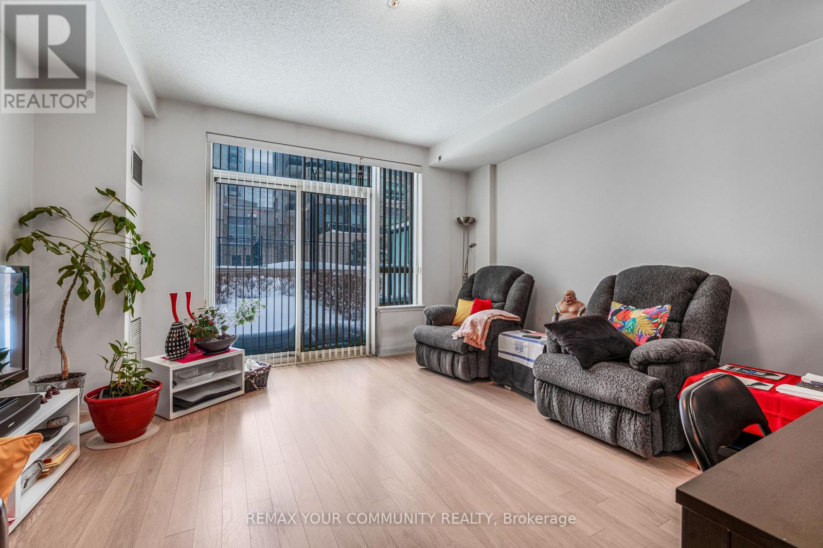 #108 75 NORTH PARK ROAD - 5
