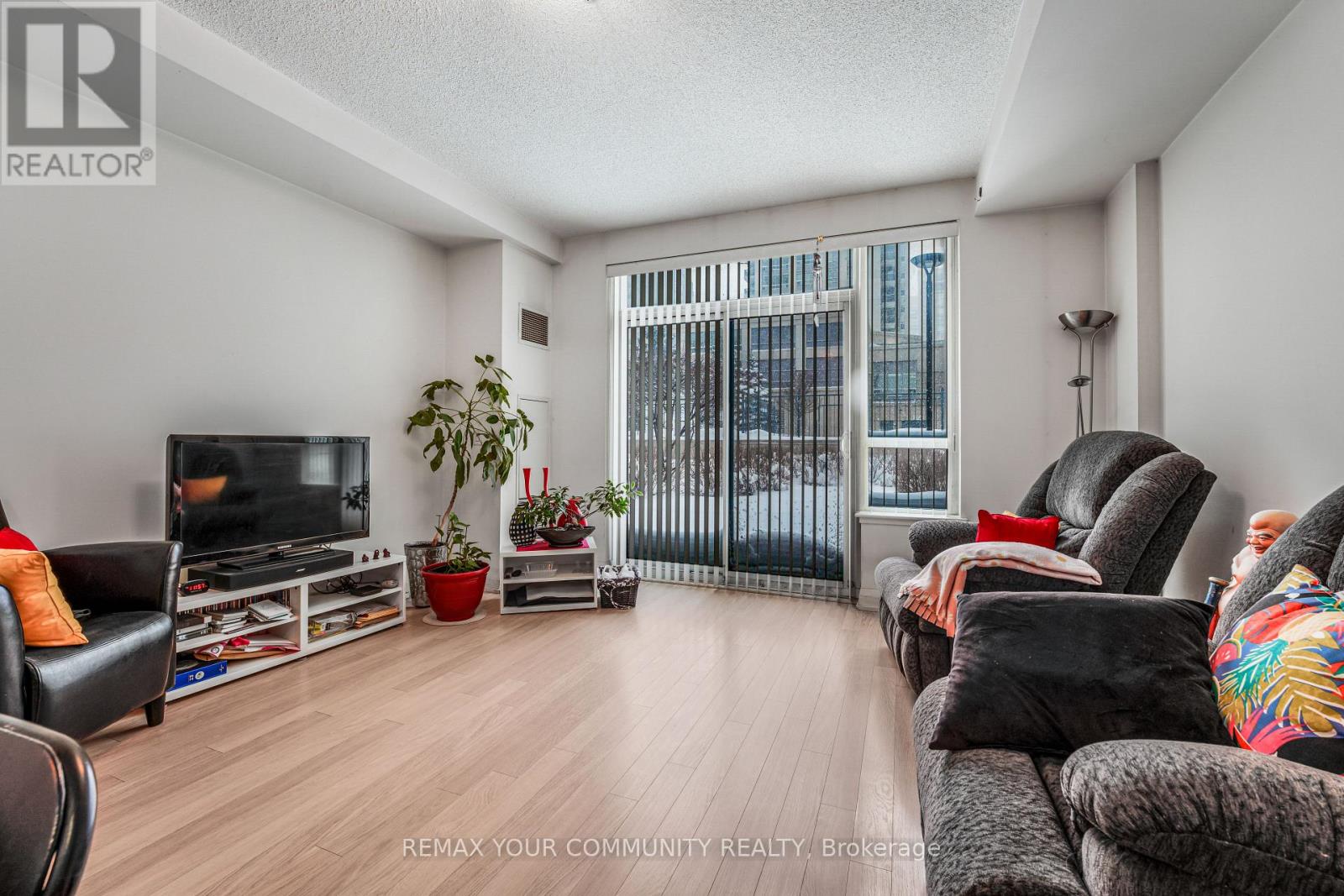 #108 75 NORTH PARK ROAD - 6