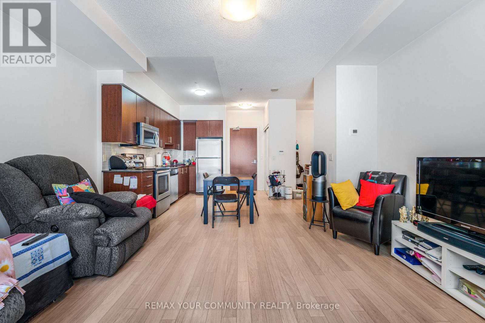 #108 75 NORTH PARK ROAD - 8